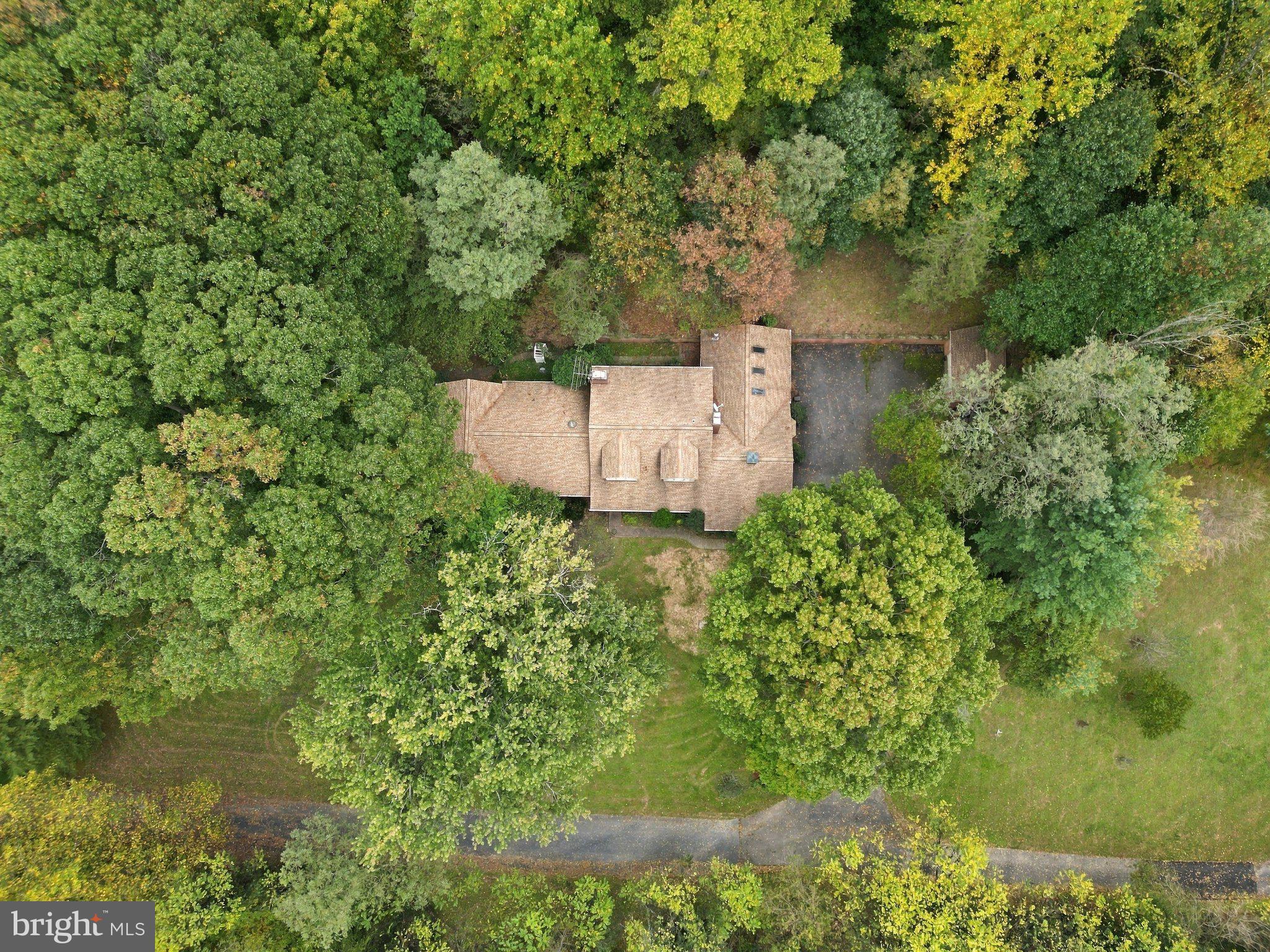 6107 Hutschenreuter Rd, Glen Arm, MD 21057
