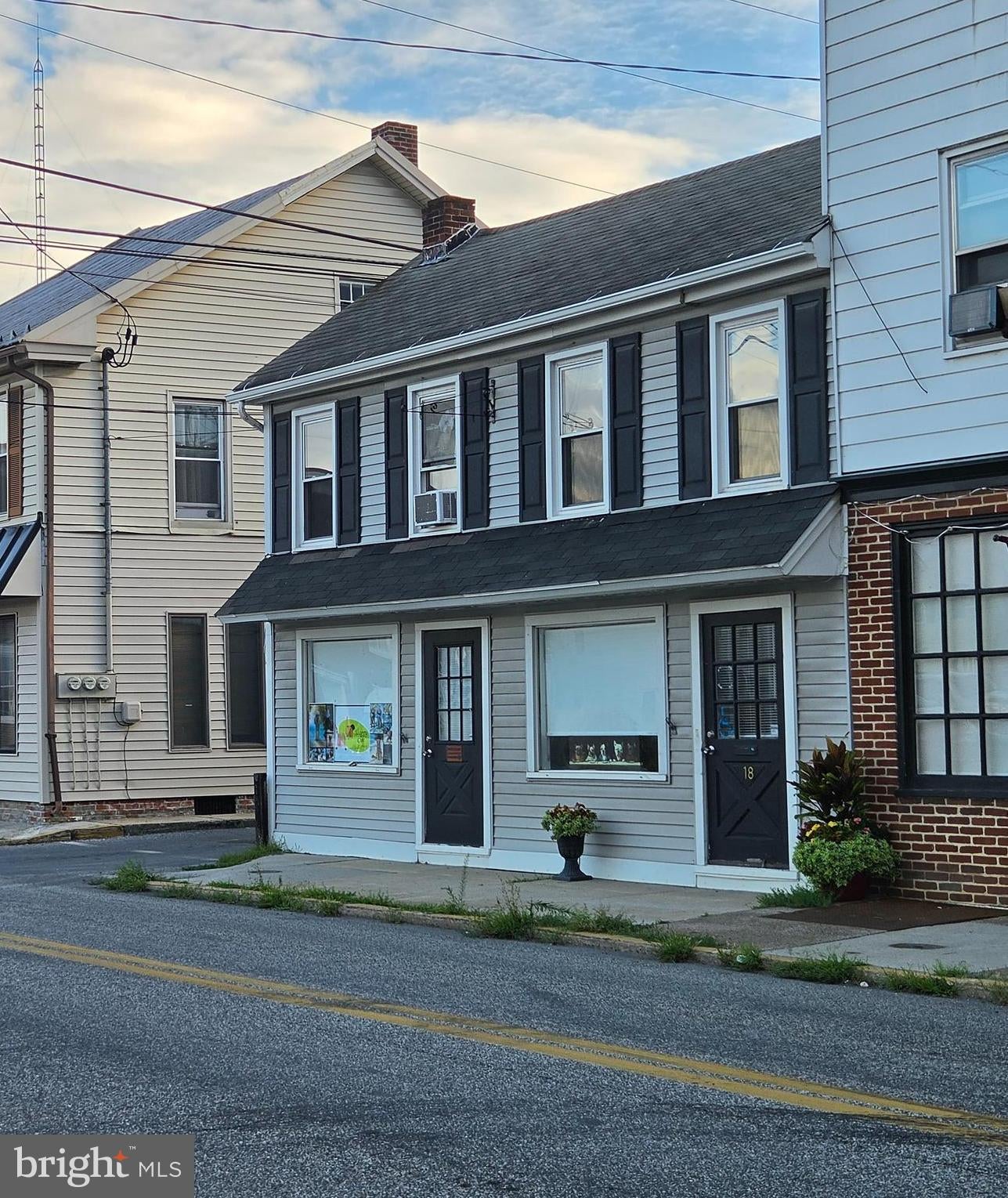 18 20 S Market St, Mechanicsburg, PA 17055 photo