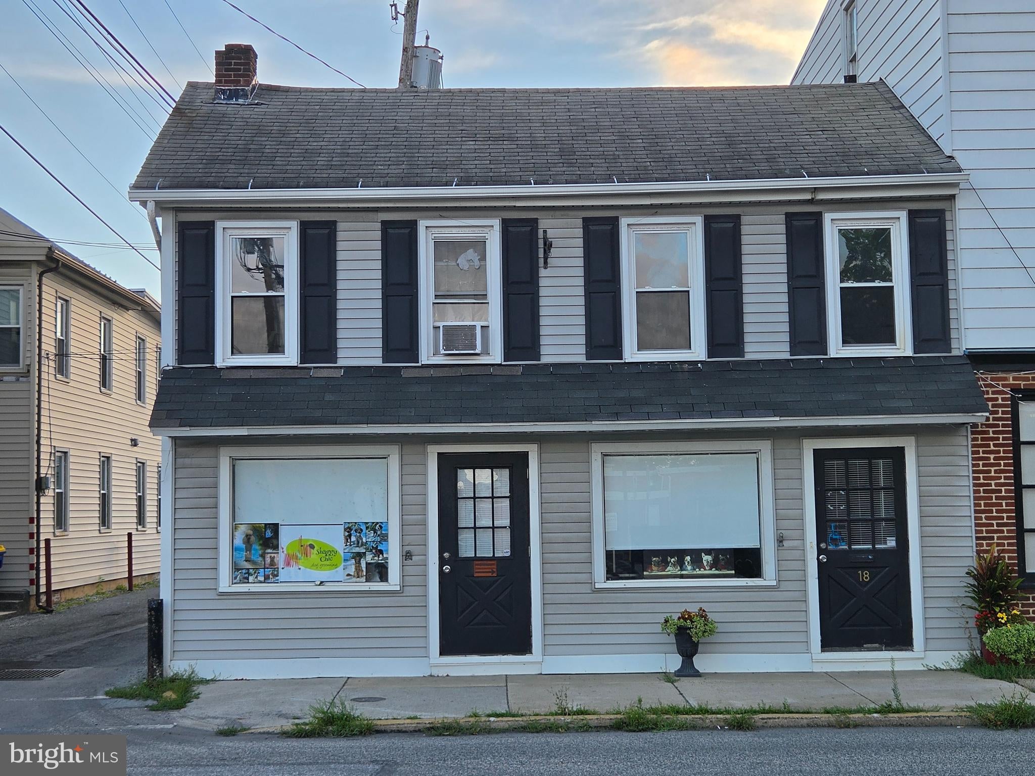 18 20 Market St, Mechanicsburg, PA 17055