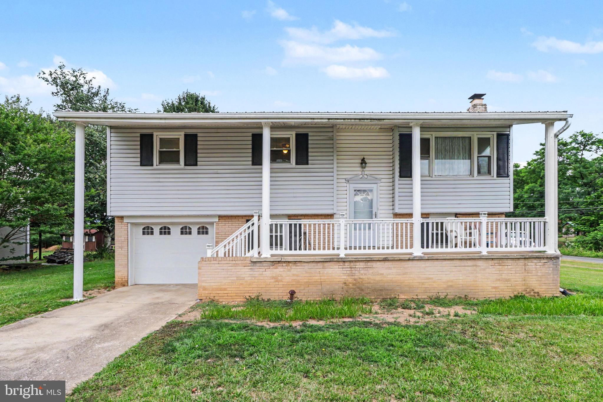 1200 Gross Dr, Mechanicsburg, PA 17050