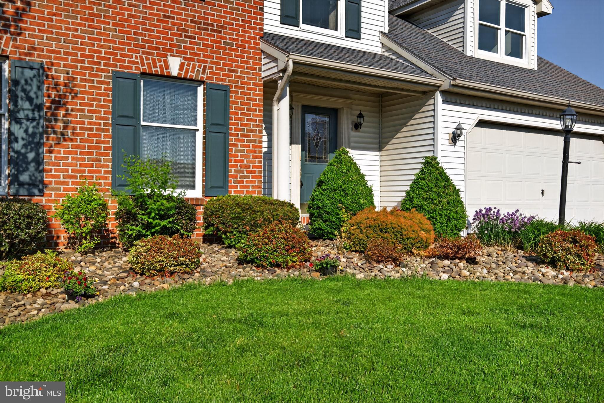30 Red Maple Cir, Palmyra, PA 17078 photo