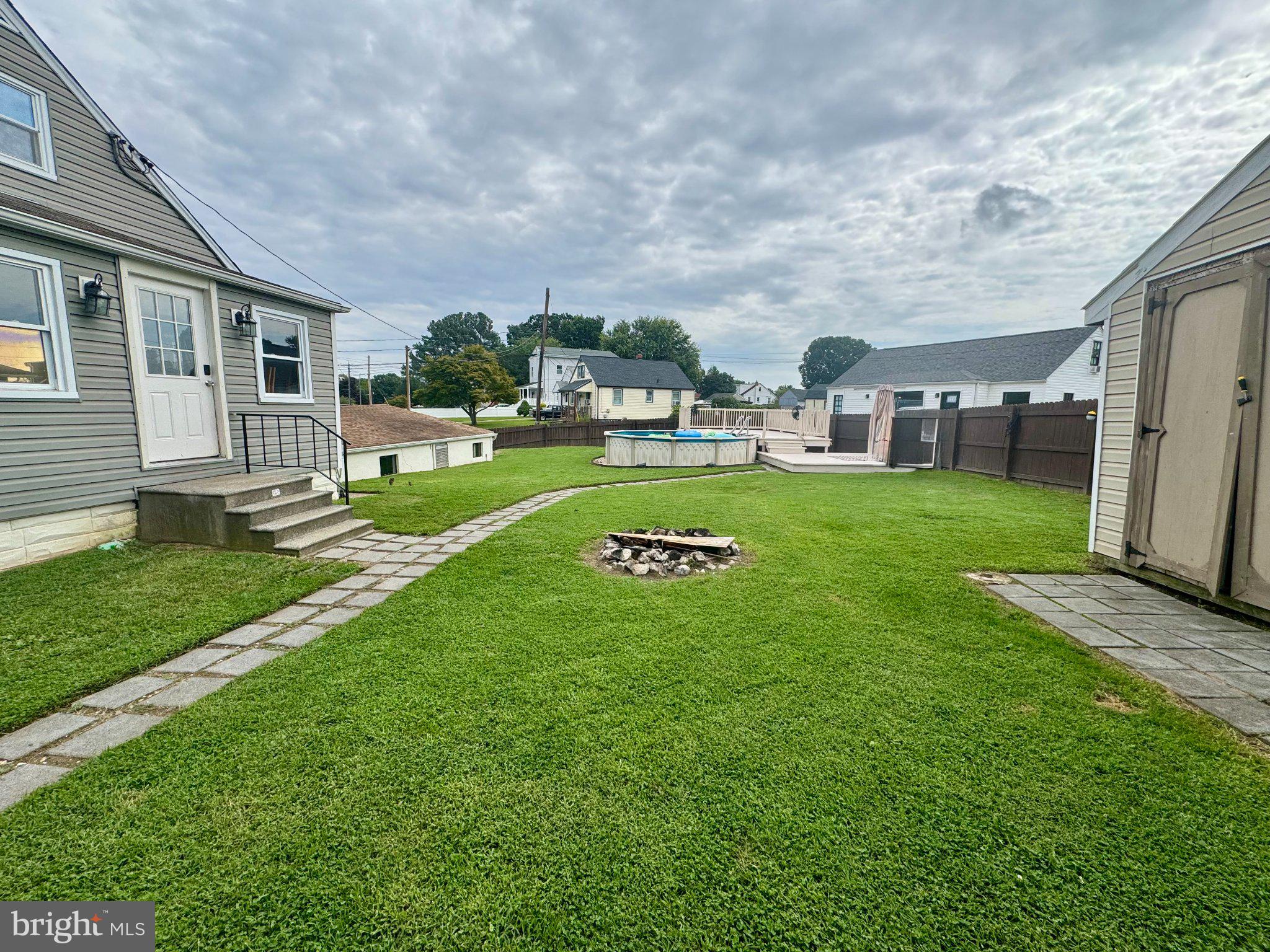 917 Oakleigh Bch, Dundalk, MD 21222 photo