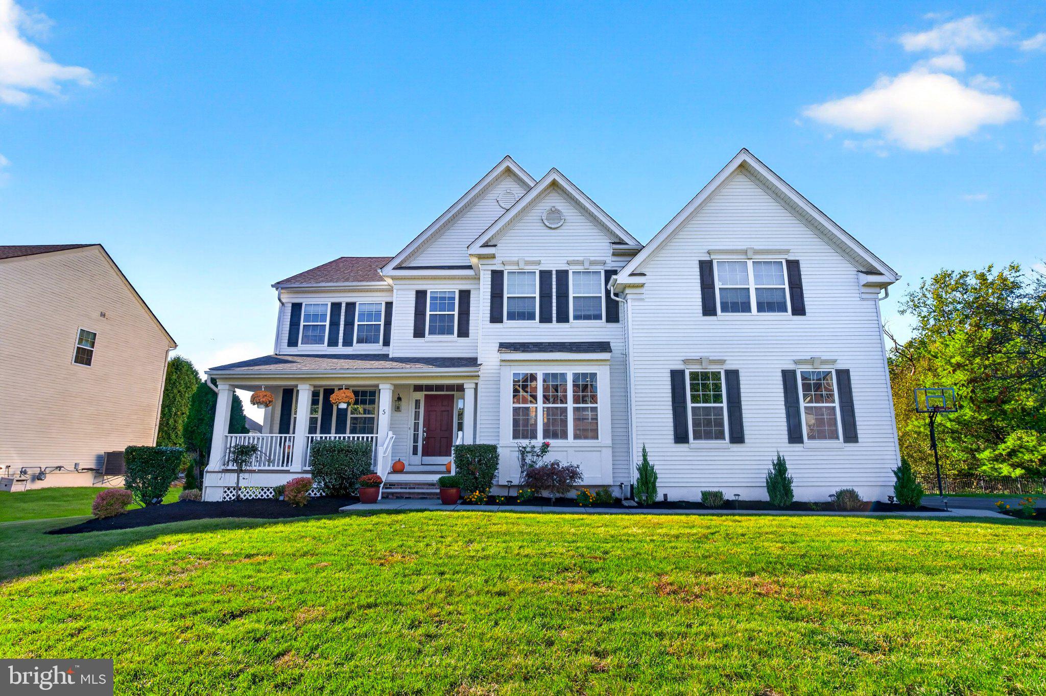 5 Cranbury Hill Ct, Mount Laurel, NJ 08054 photo