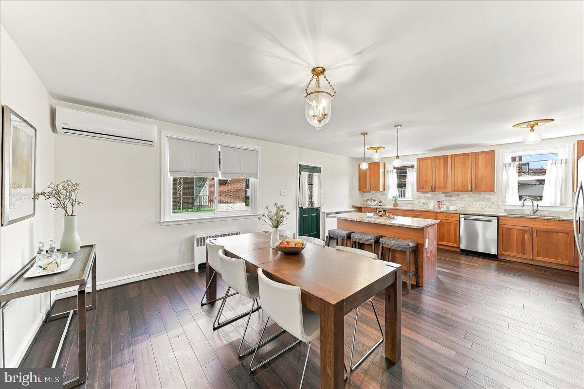 718 E Upsal St, Philadelphia, PA 19119 photo