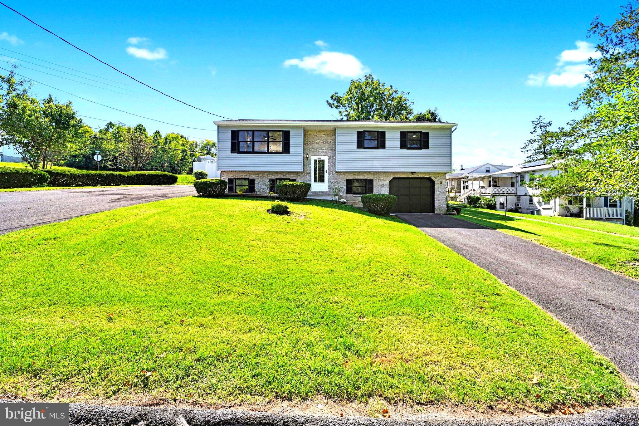 1408 Beaumont Ave, Temple, PA 19560