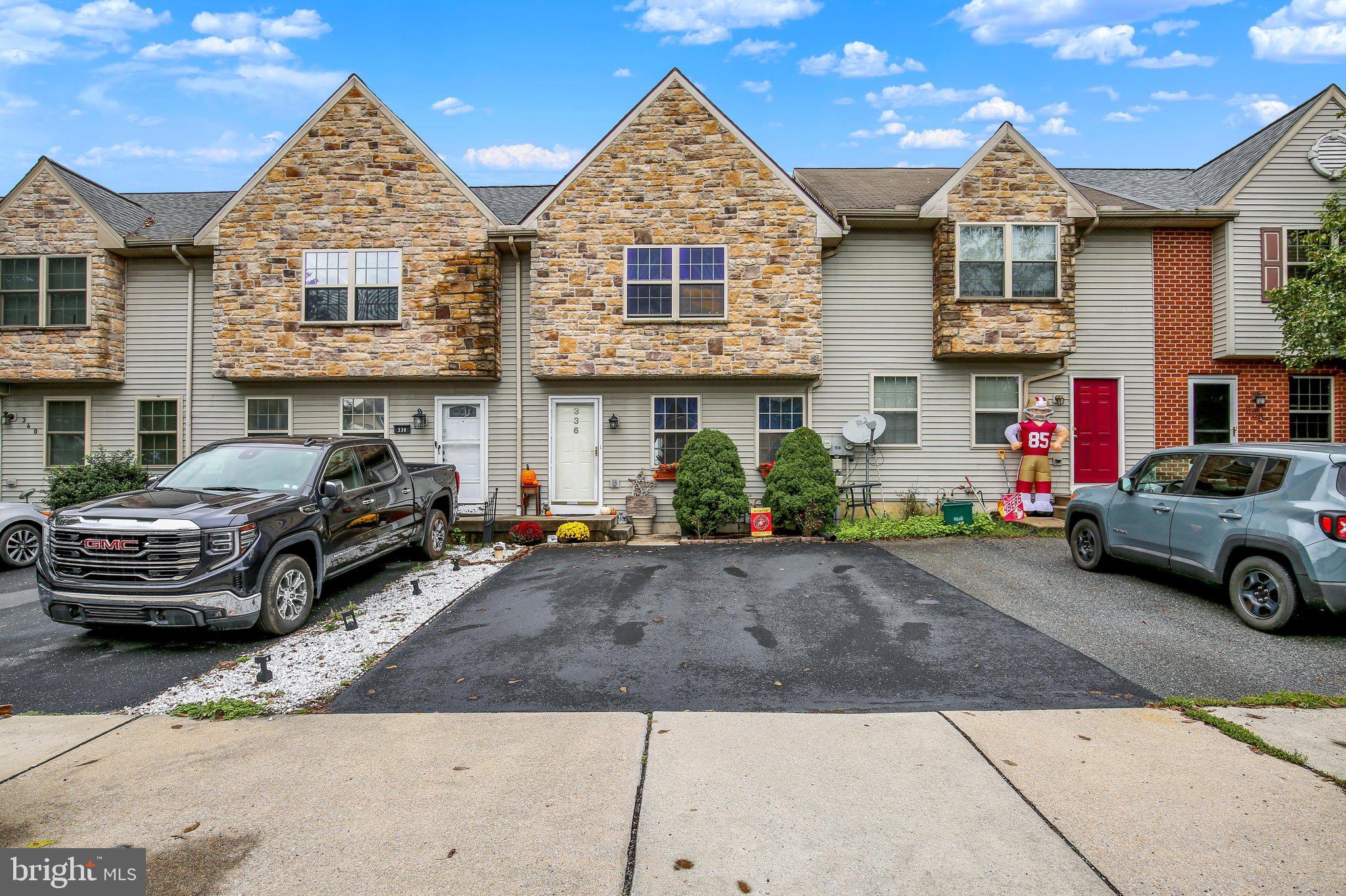 336 Wild Cherry Ln, Marietta, PA 17547