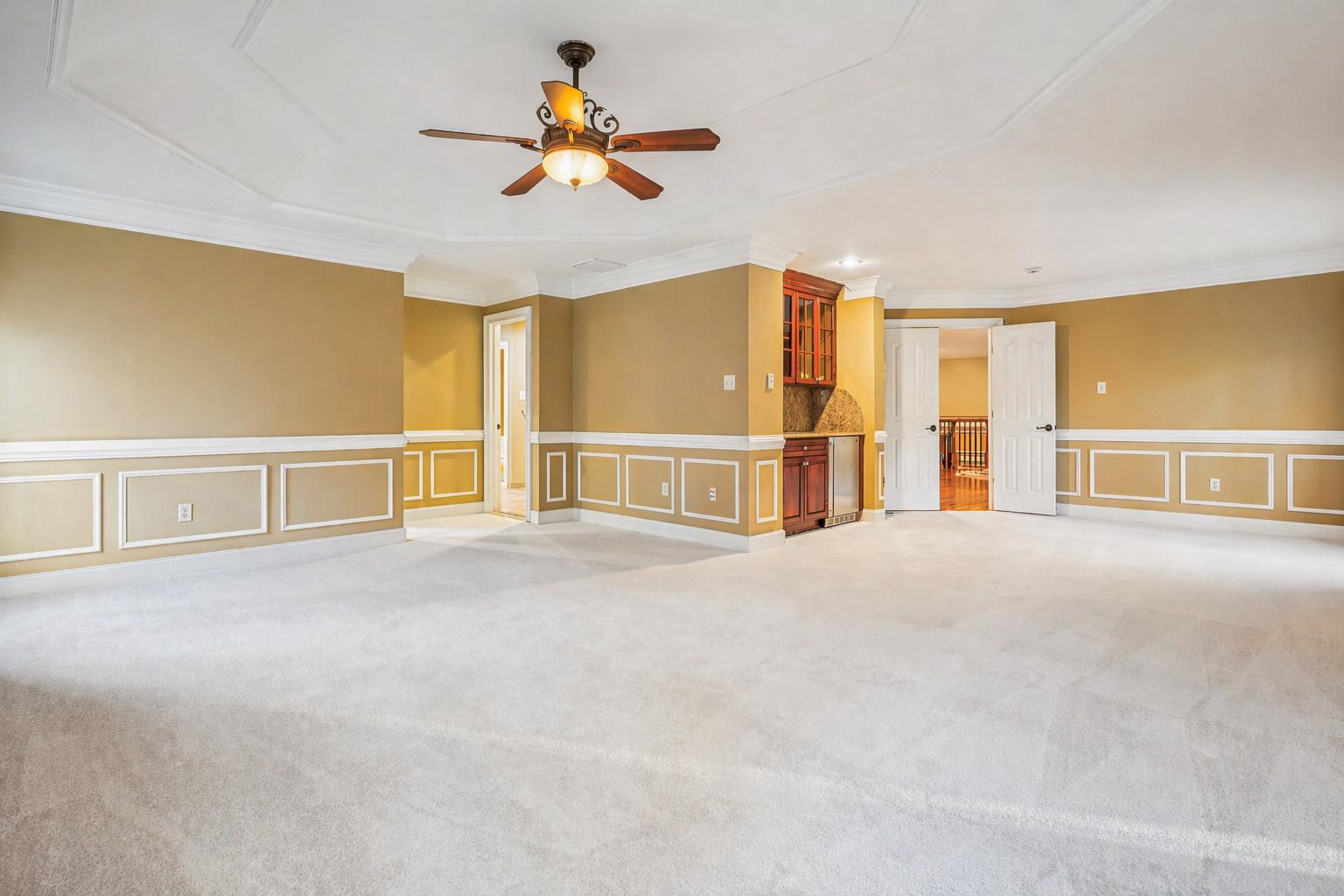 11033 Daybreak Ct, North Bethesda, MD 20852 photo