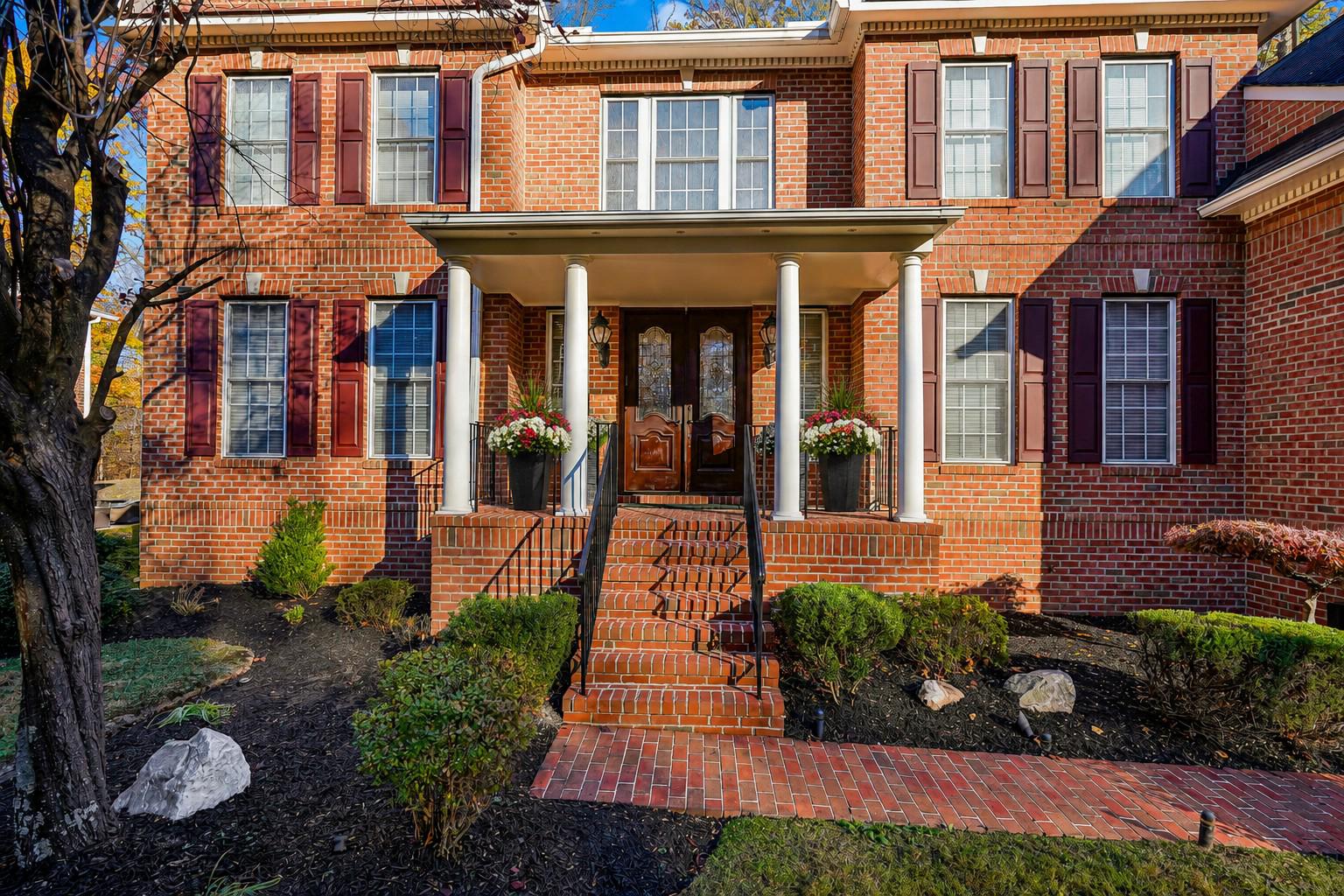 11033 Daybreak Ct, North Bethesda, MD 20852 photo