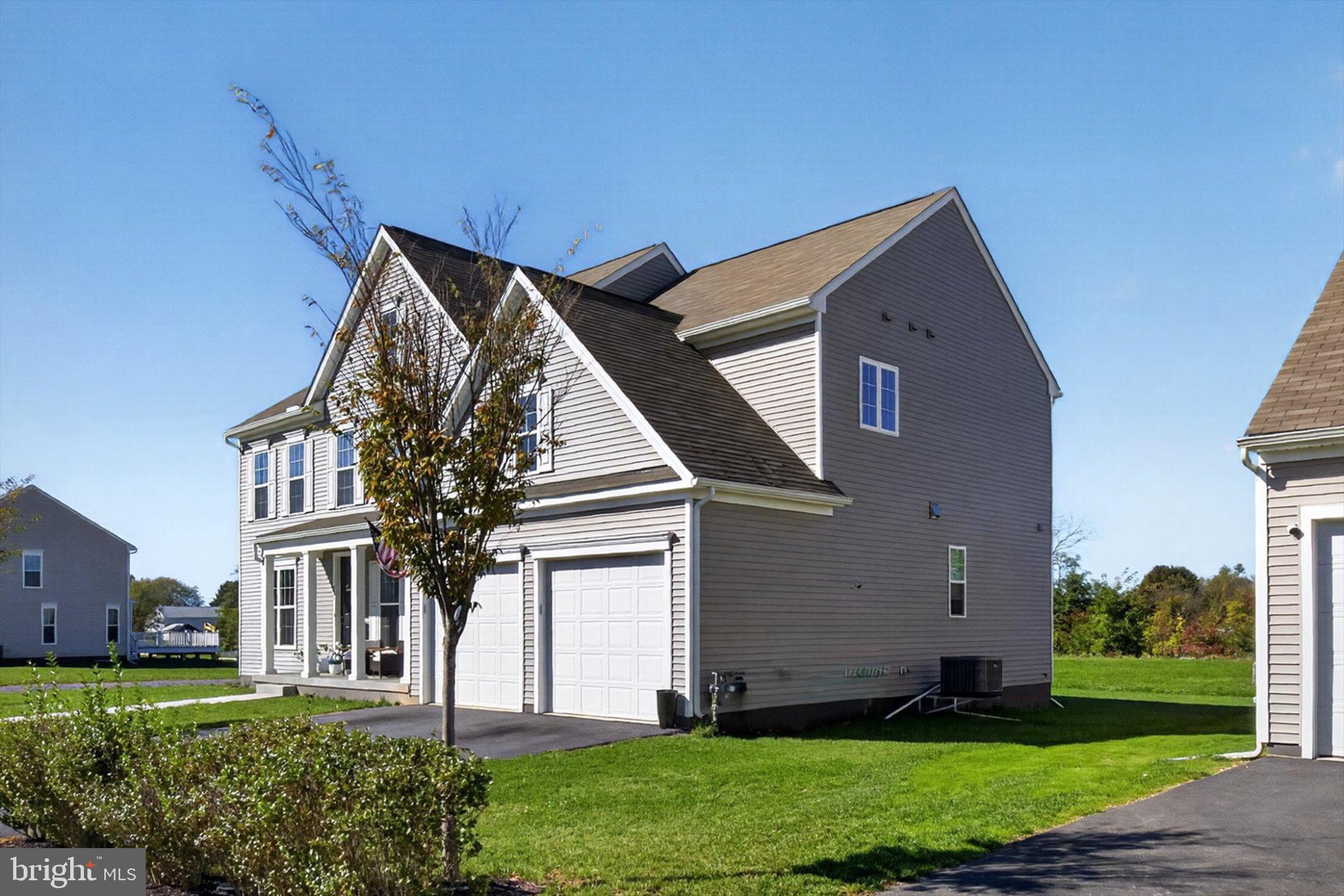 221 Moorefield St, Mechanicsburg, PA 17055 photo