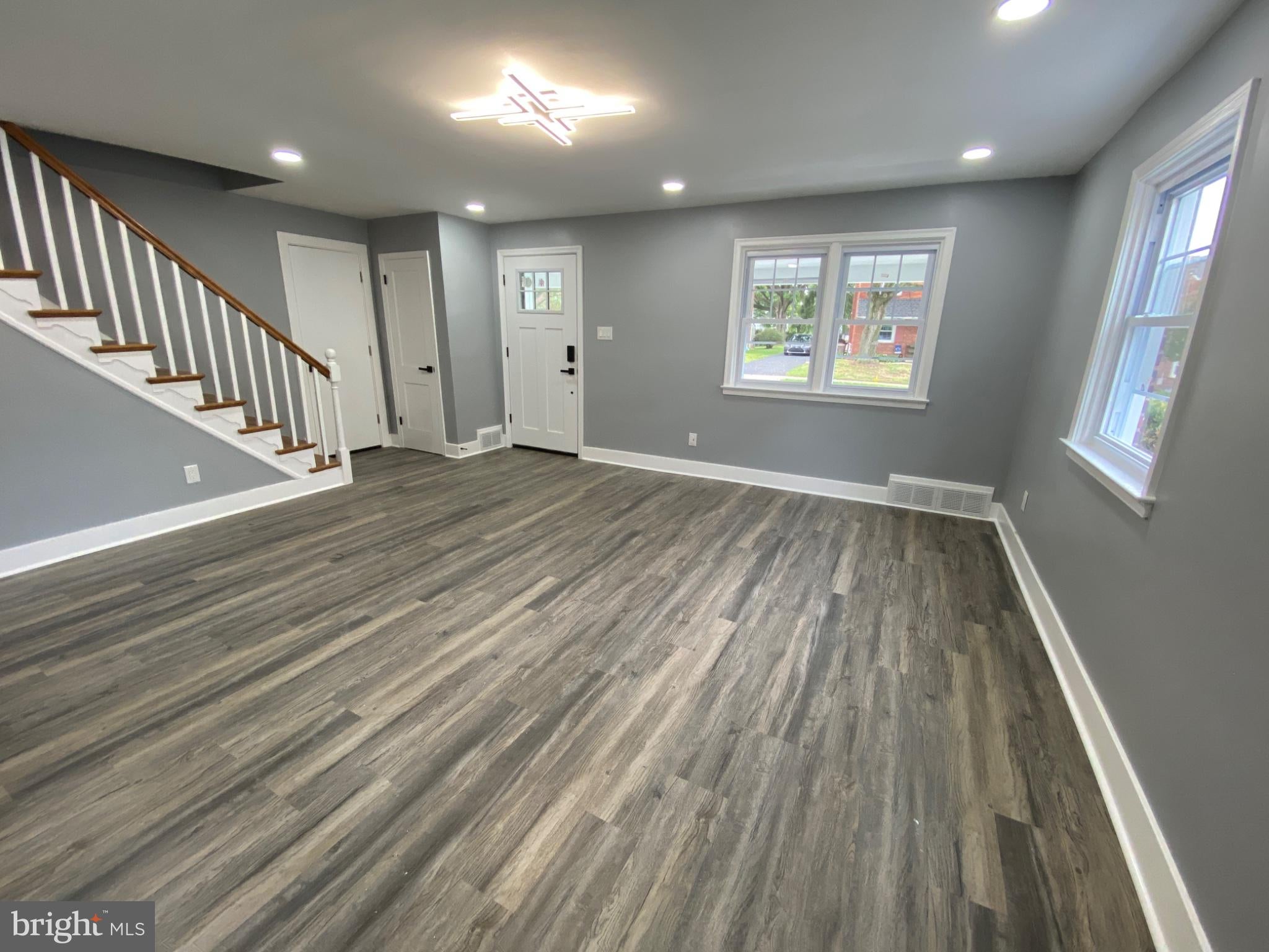 825 Stanbridge Rd, Drexel Hill, PA 19026 photo