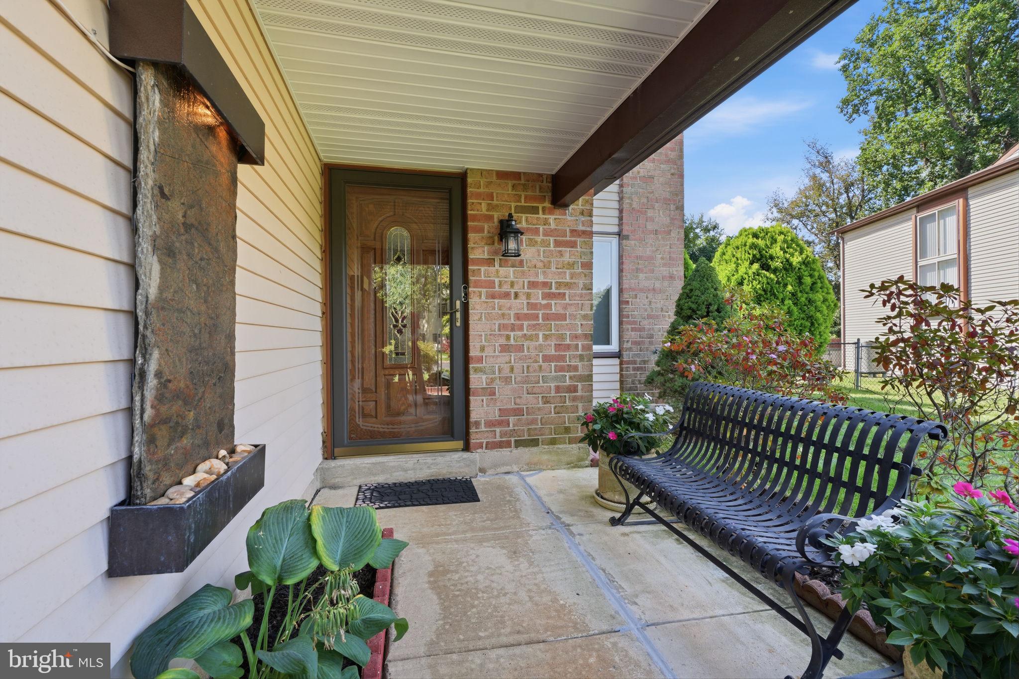 6625 Senator Ln, Bensalem, PA 19020 photo