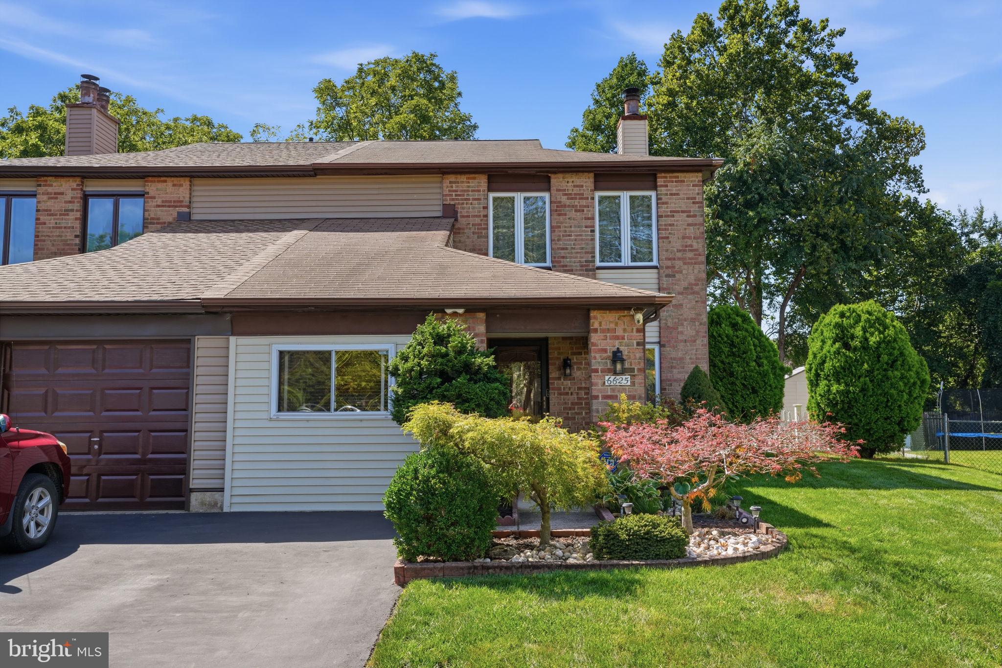 6625 Senator Ln, Bensalem, PA 19020 photo