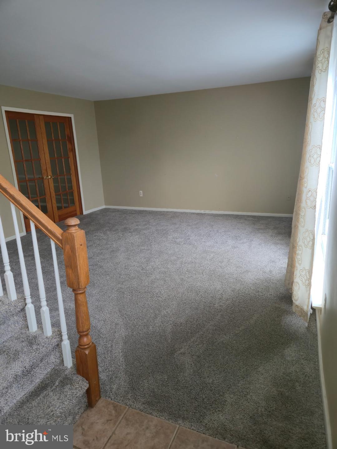 5280 Vermont Dr, Easton, PA 18045 photo