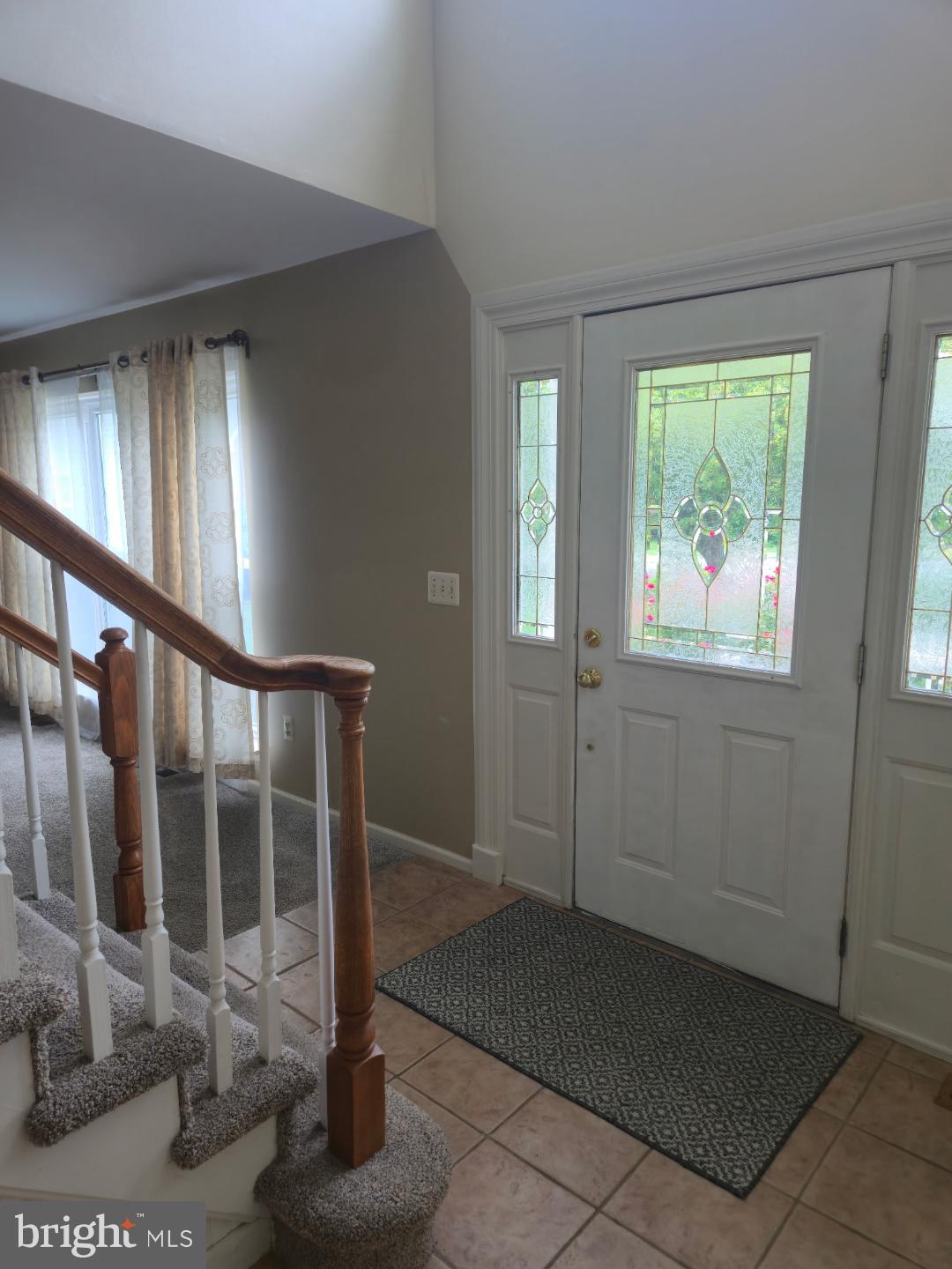 5280 Vermont Dr, Easton, PA 18045 photo