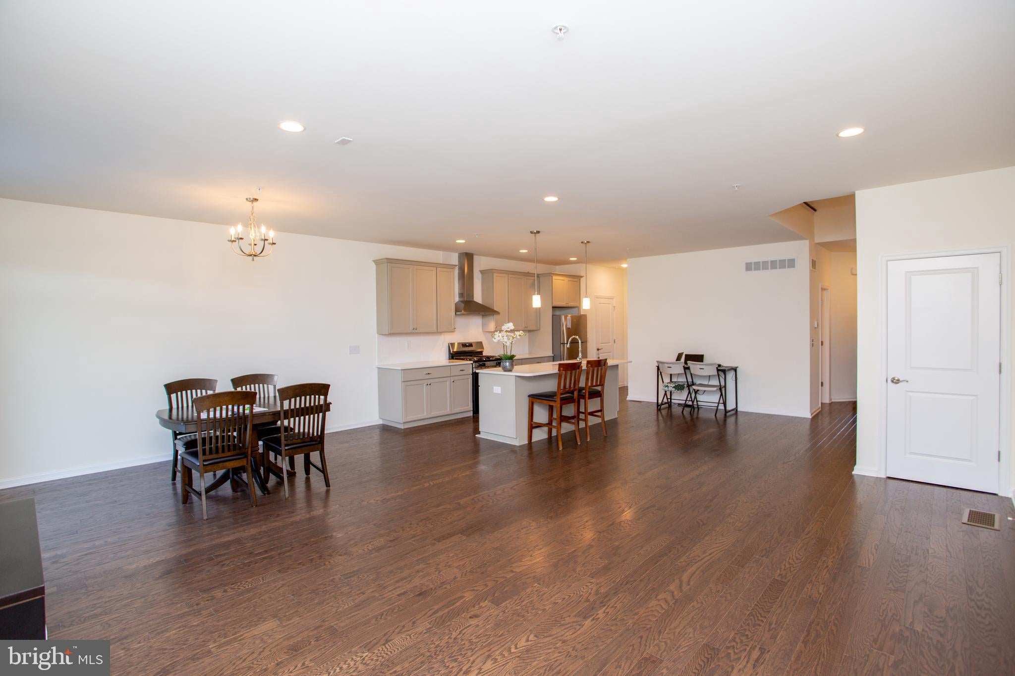 44 Parry Way, Warminster, PA 18974 photo