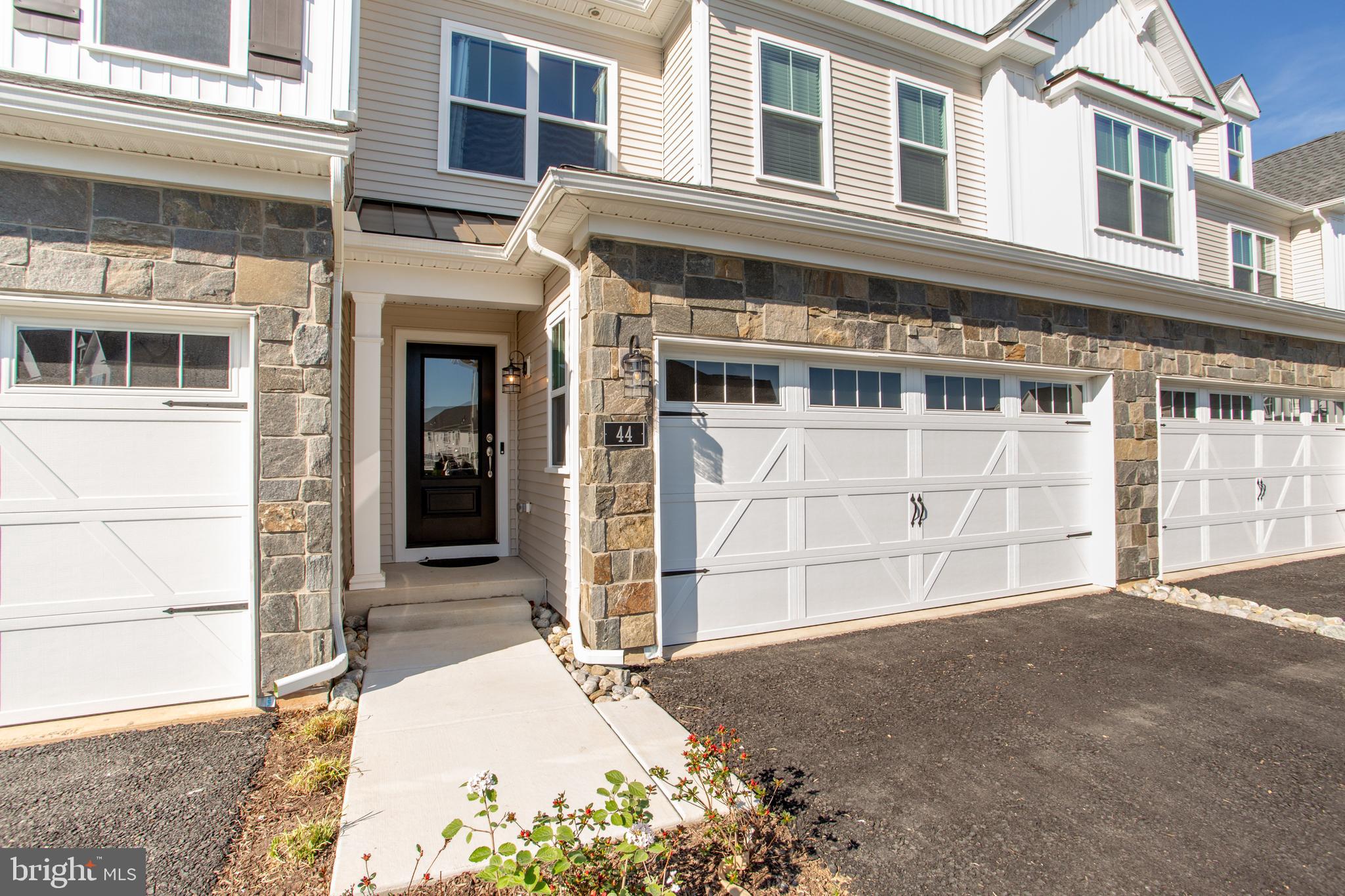 44 Parry Way, Warminster, PA 18974 photo