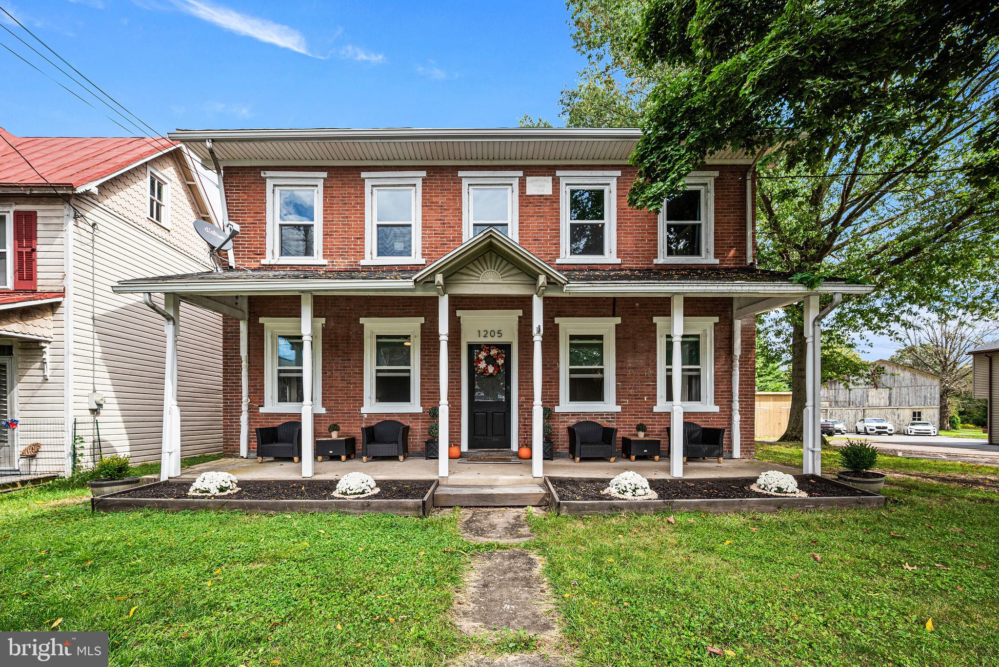 1205 Swede Rd, Douglassville, PA 19518