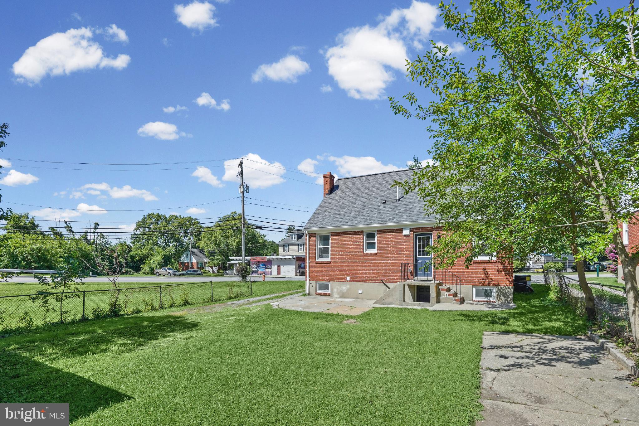 8719 Satyr Hill Rd, Parkville, MD 21234 photo