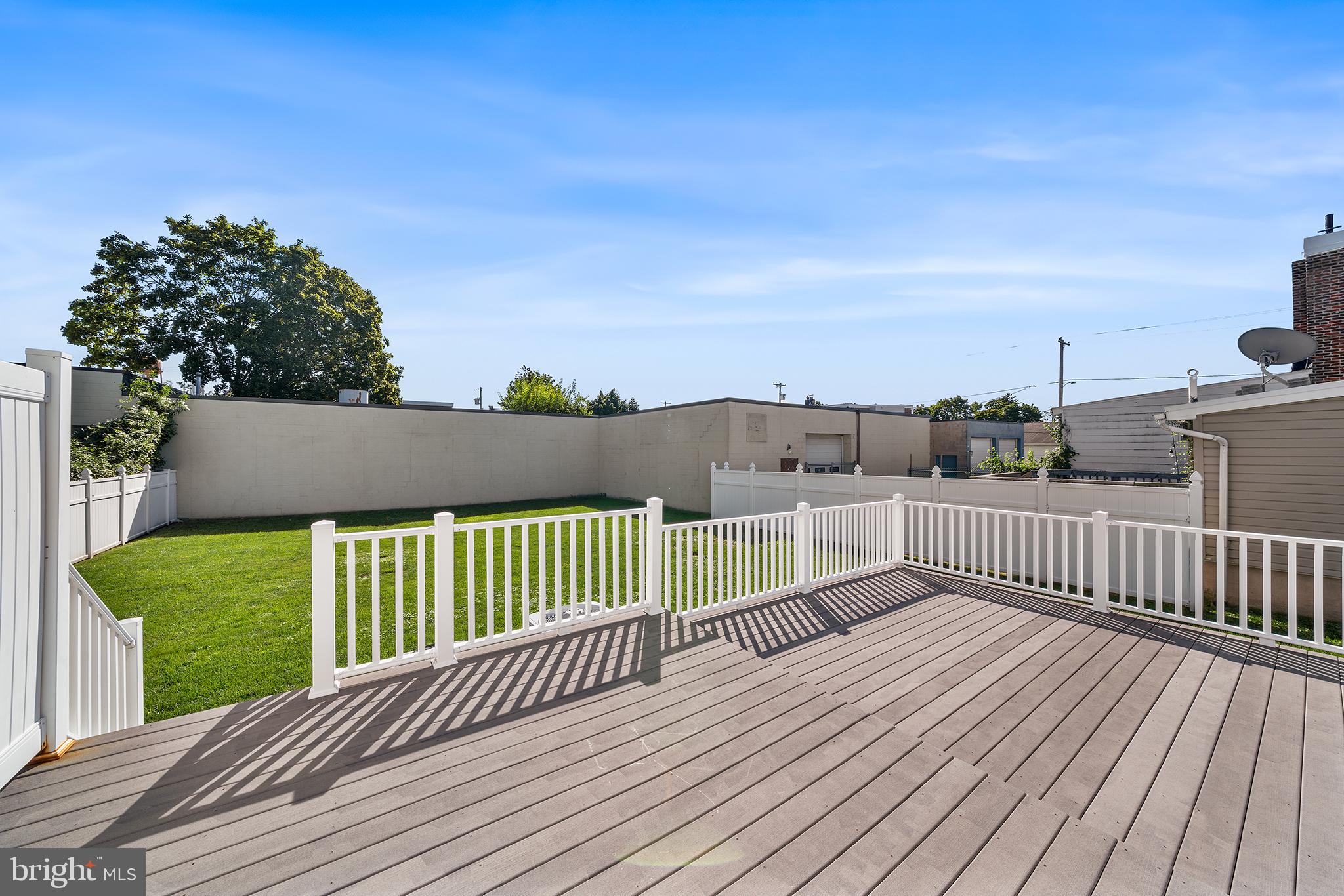 213 Saude Ave, Essington, PA 19029 photo