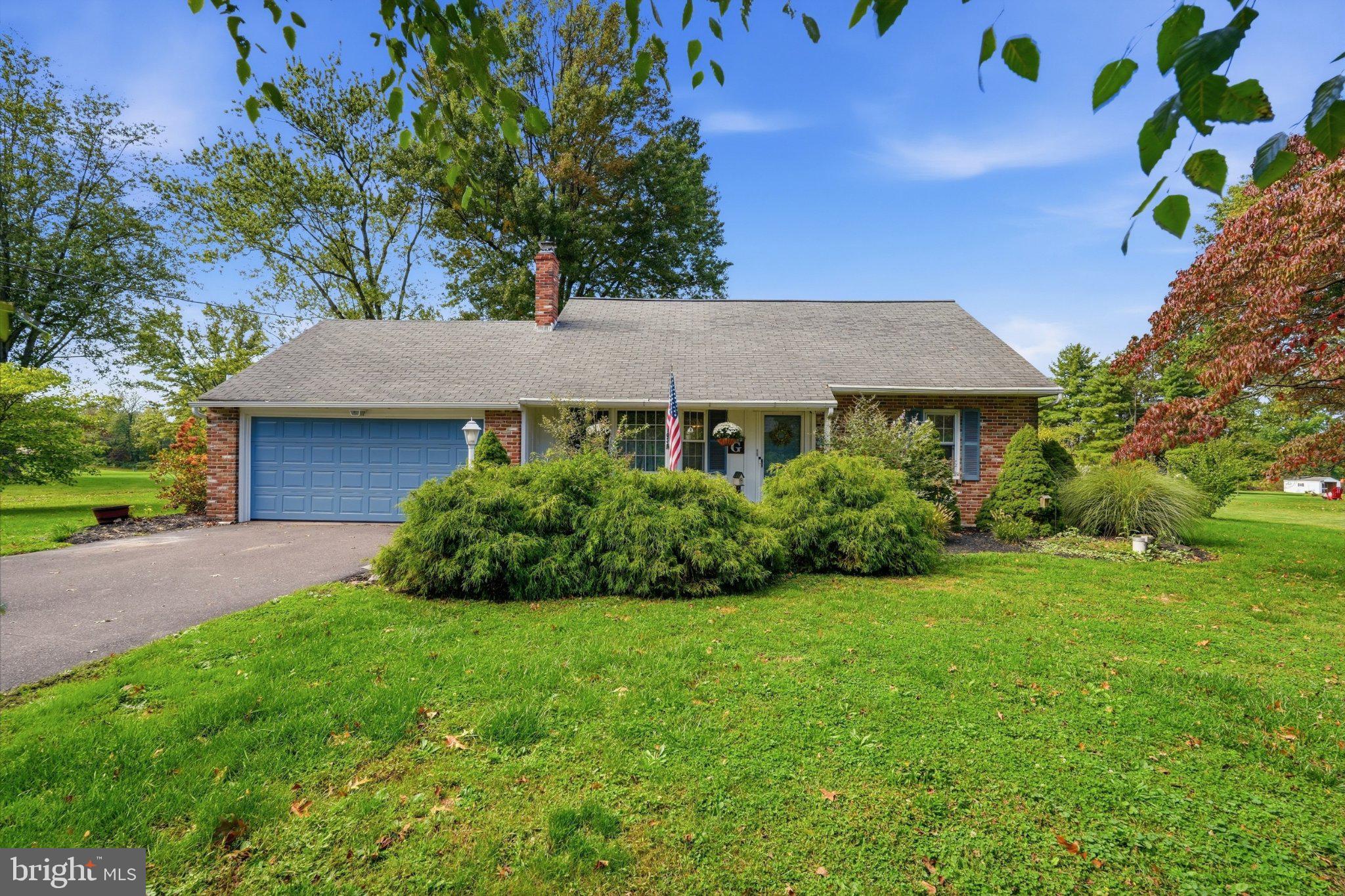 1103 Fairhill Rd, Sellersville, PA 18960