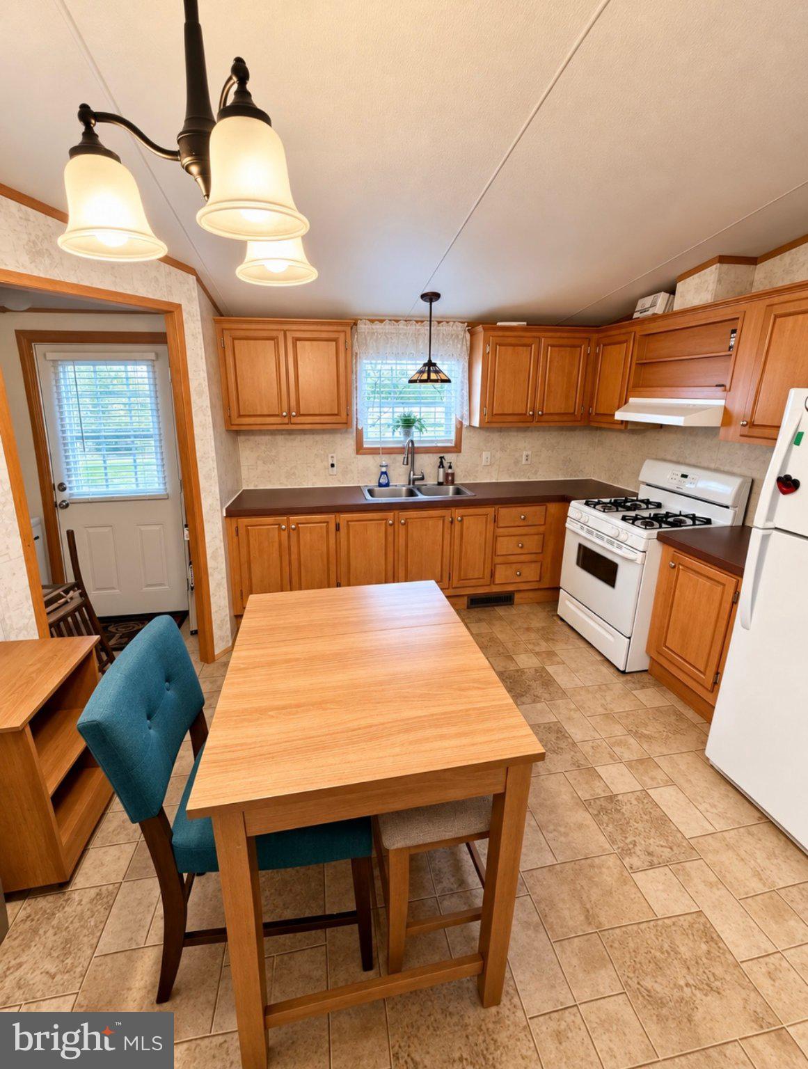 3584 Mobile Rd, Harrisburg, PA 17109 photo