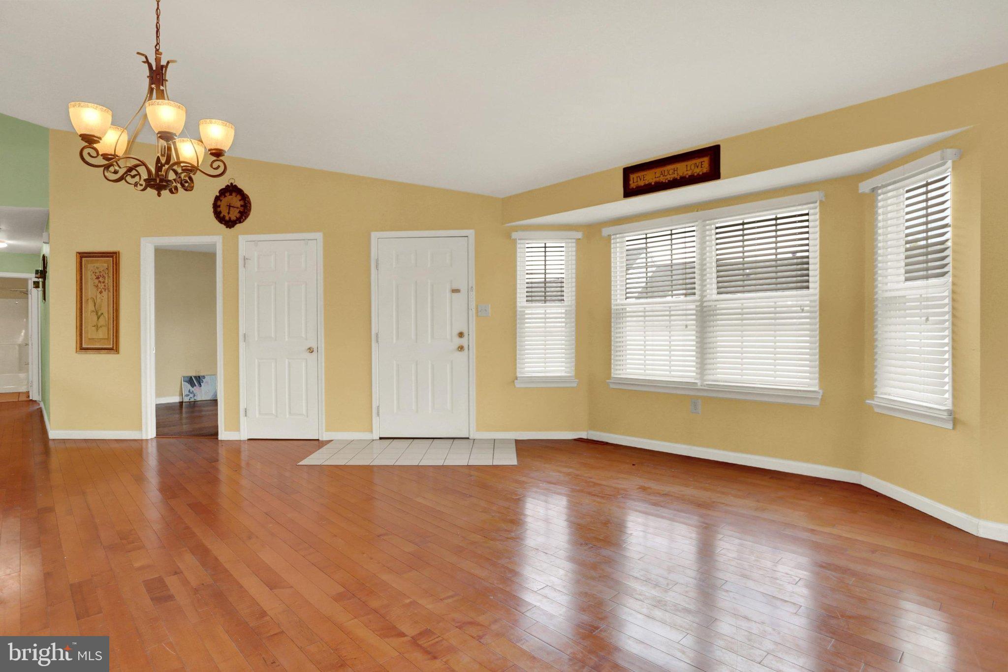 6295 S Highlands Cir, Harrisburg, PA 17111 photo