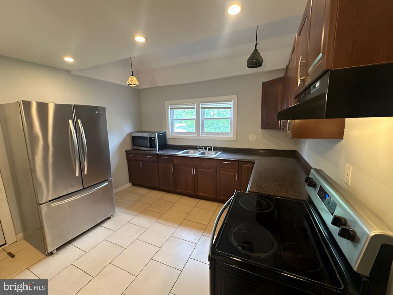 20 Mabel St, Trenton, NJ 08638 photo