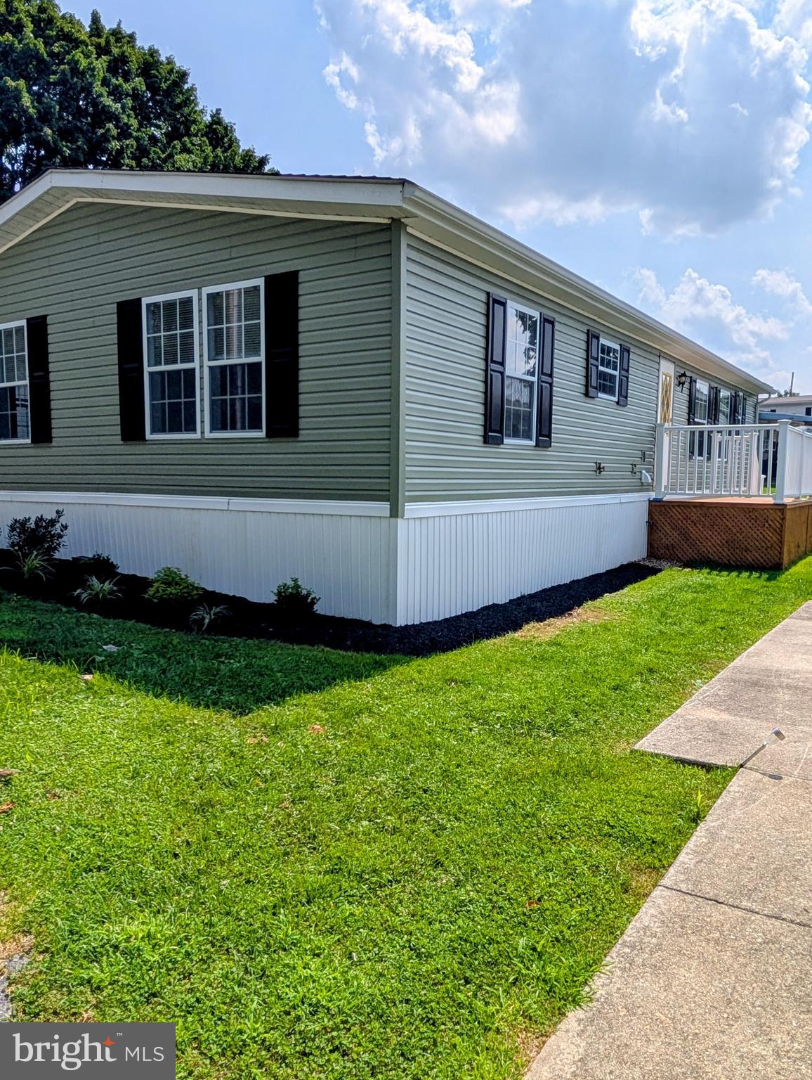140 Grant Ave, Coatesville, PA 19320 photo