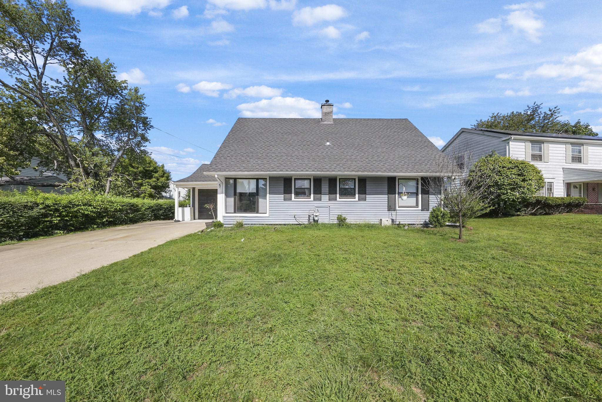 5 Barker Ln, Willingboro, NJ 08046