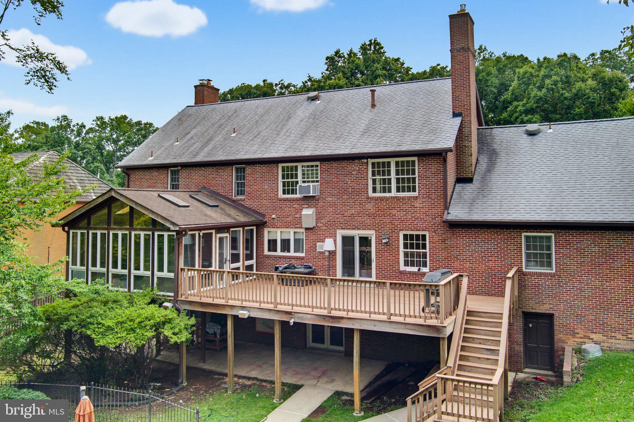 10105 Sorrel Ave, Potomac, MD 20854 photo