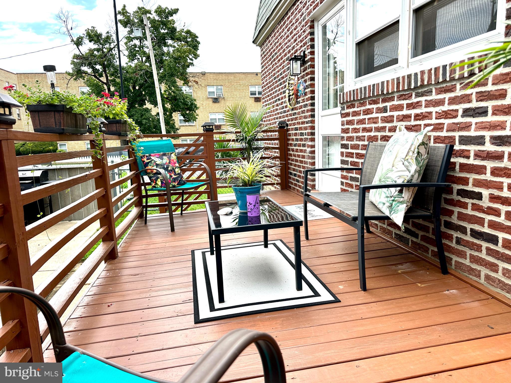 1836 Evarts St, Philadelphia, PA 19152 photo