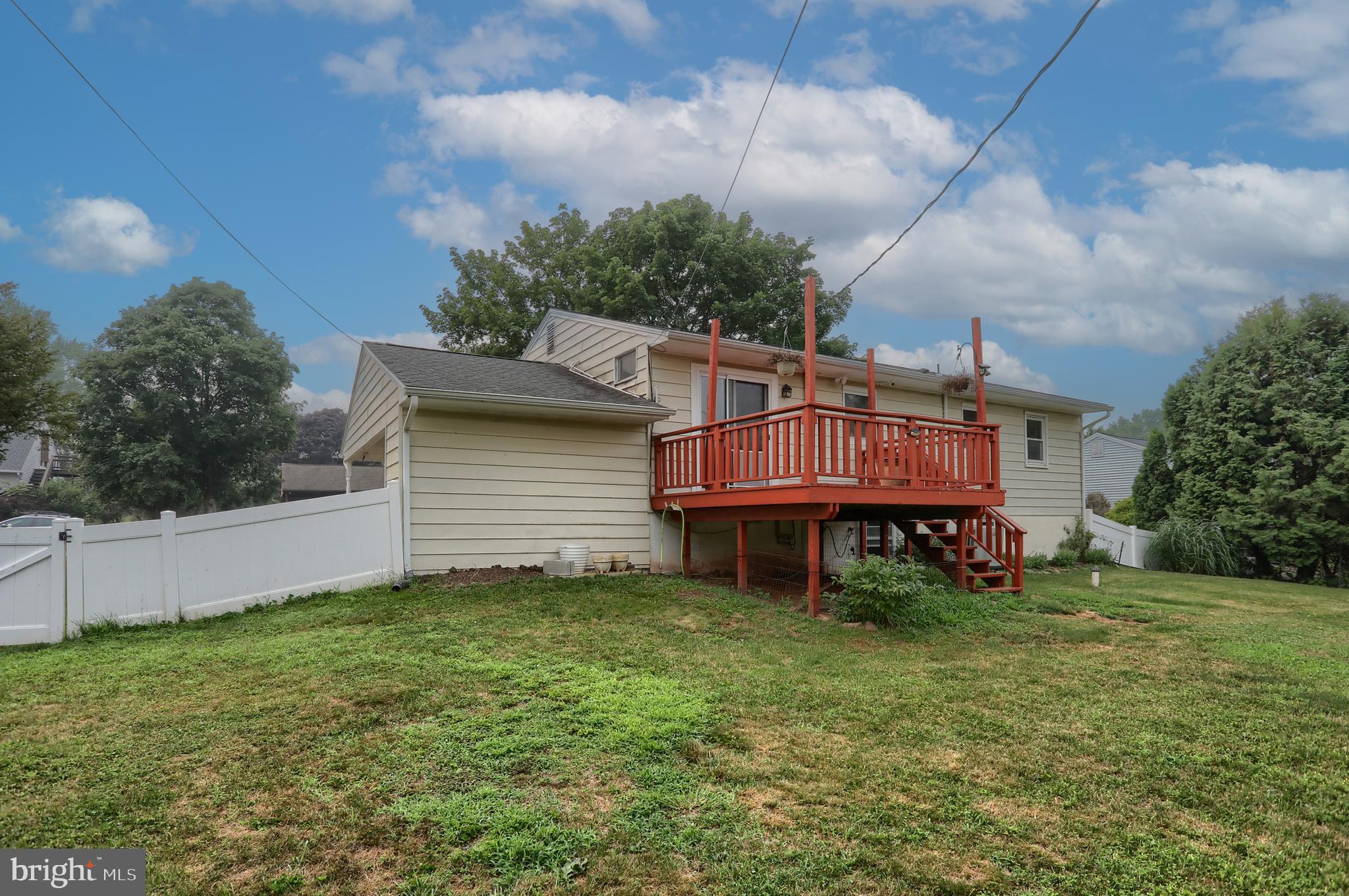 1132 Cornell Dr, Hummelstown, PA 17036 photo