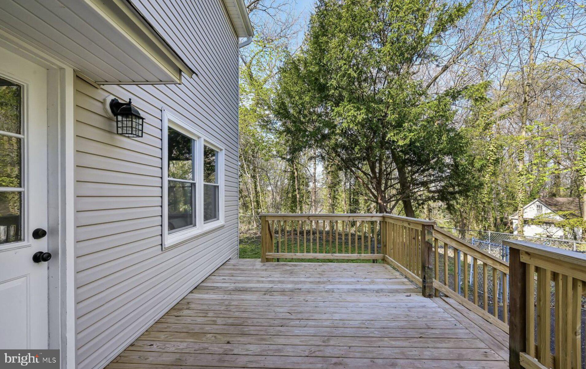 246 Briar Hill Ln, Woodbury, NJ 08096 photo