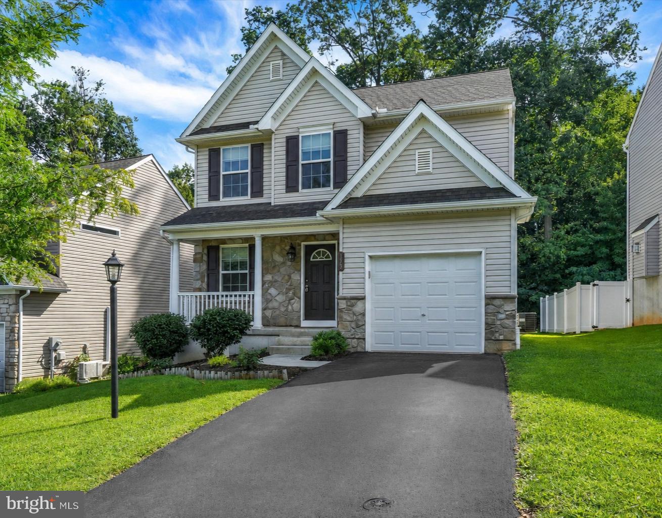 135 Sunbury Way, Red Lion, PA 17356 photo