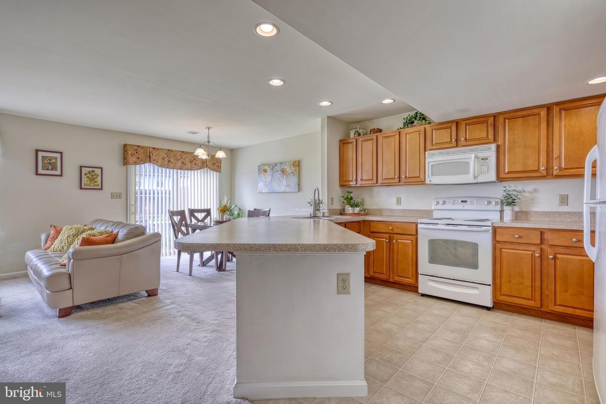 174 Melbourne Ln, Mechanicsburg, PA 17055 photo
