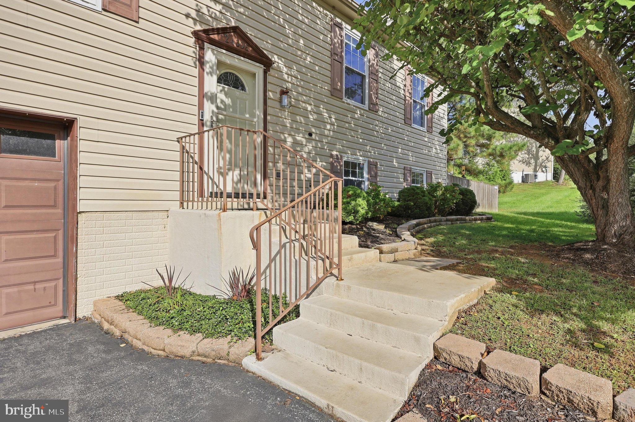 24306 Preakness Dr, Damascus, MD 20872 photo