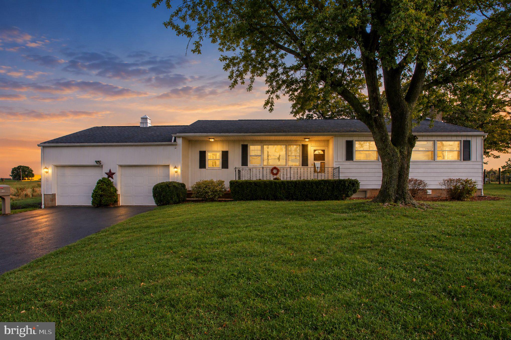 200 Big Mount Rd, Thomasville, PA 17364