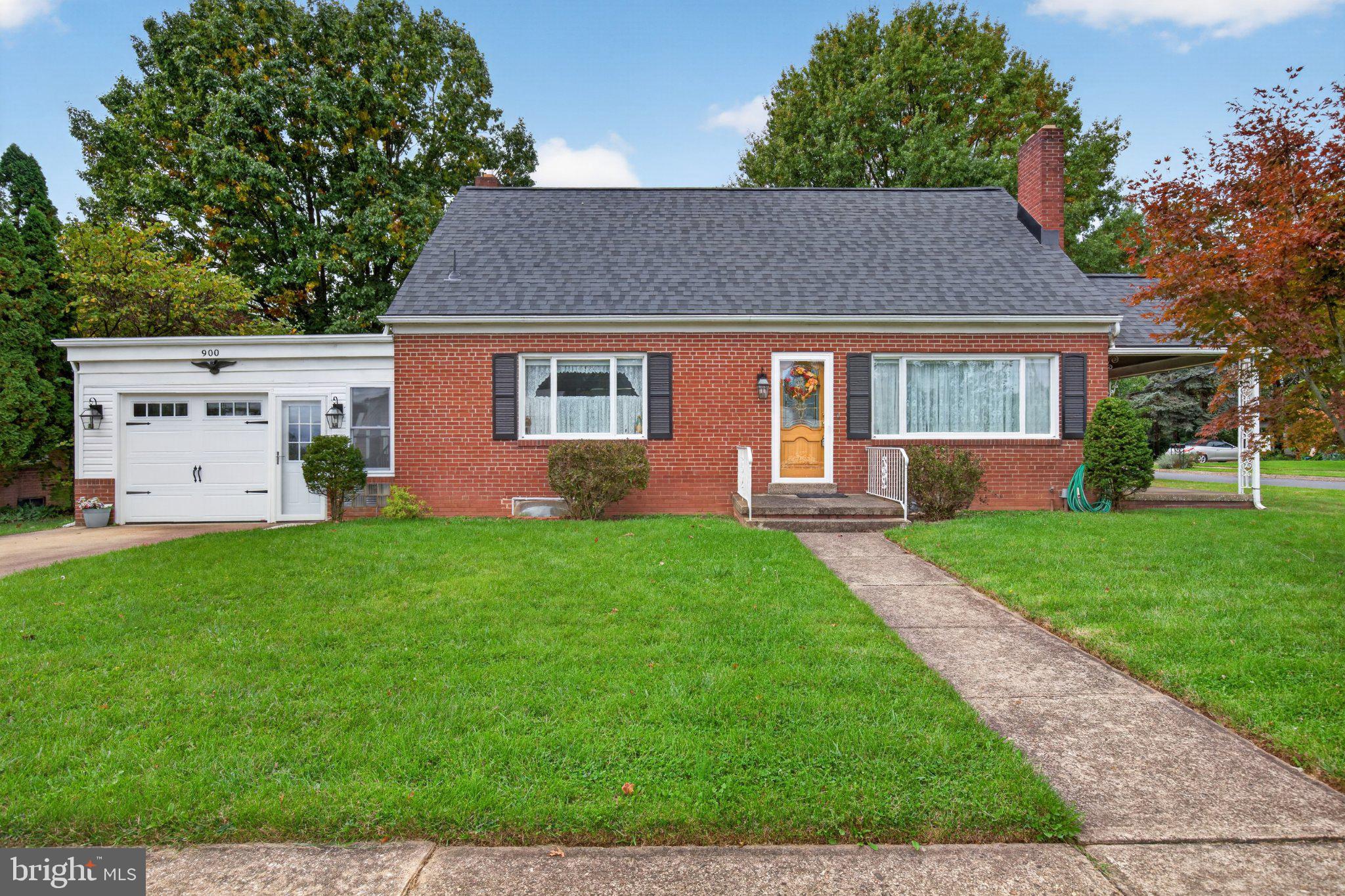 900 31st St, Camp Hill, PA 17011