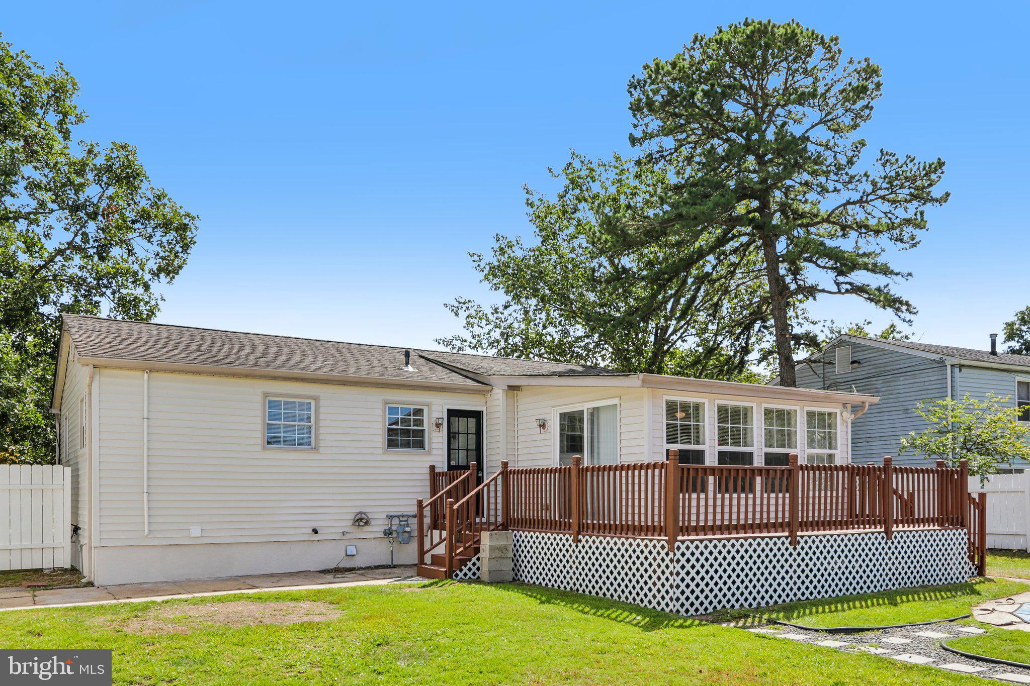 512 Brian Ave, Millville, NJ 08332 photo