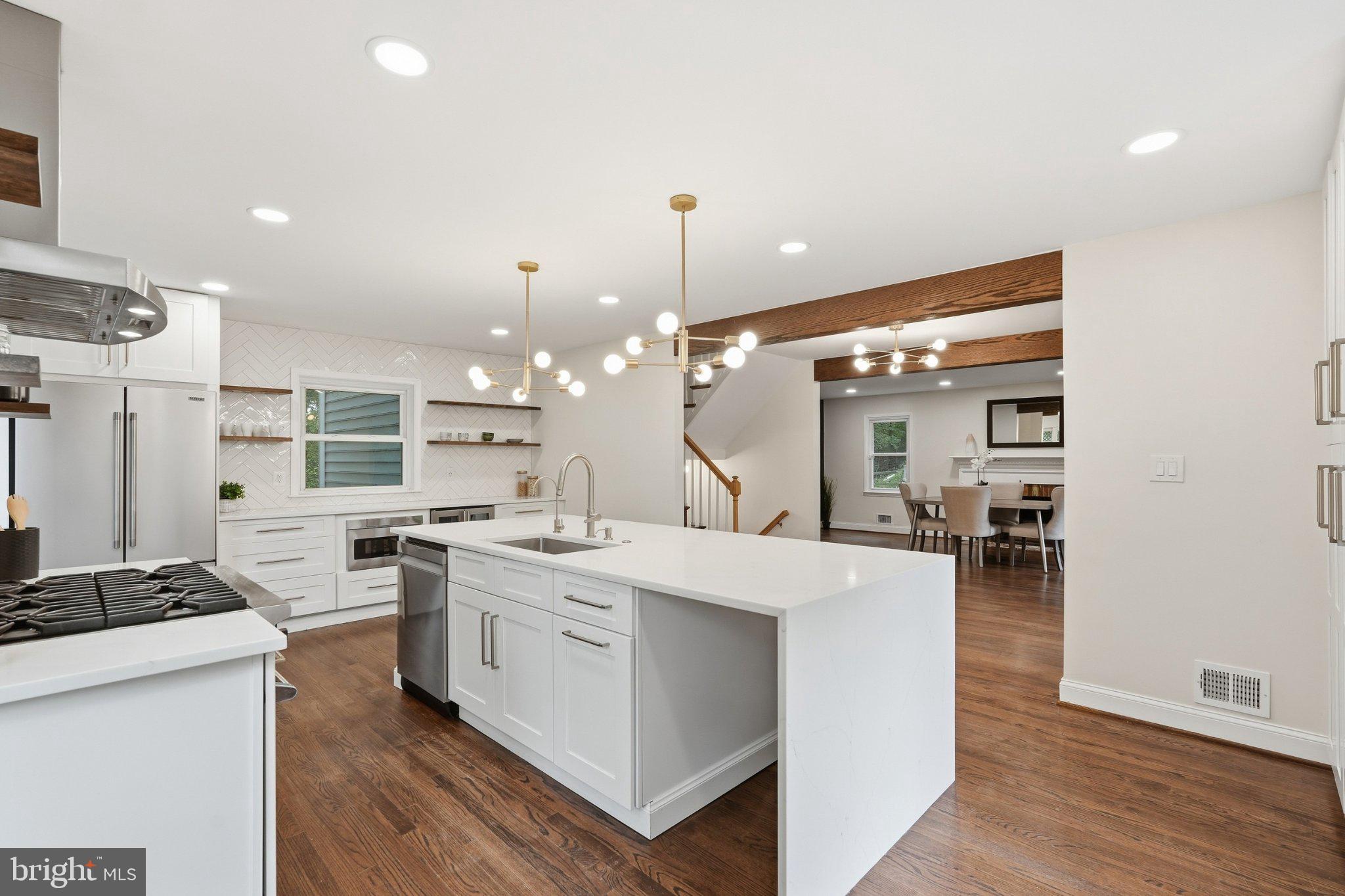 7620 Winterberry Pl, Bethesda, MD 20817 photo