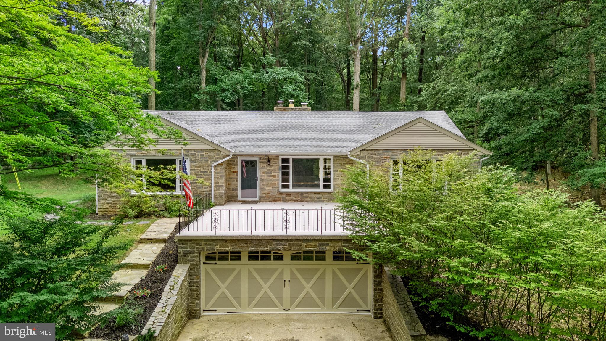 3114 Sunset Ln, Phoenix, MD 21131