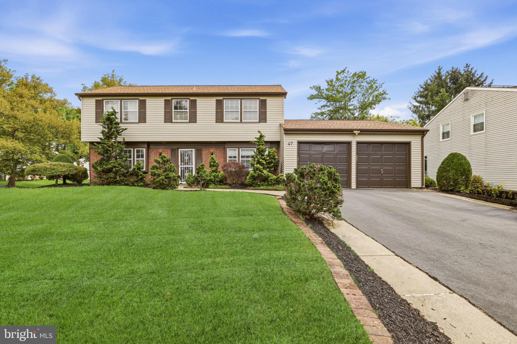 47 Neptune Ln, Willingboro, NJ 08046 photo