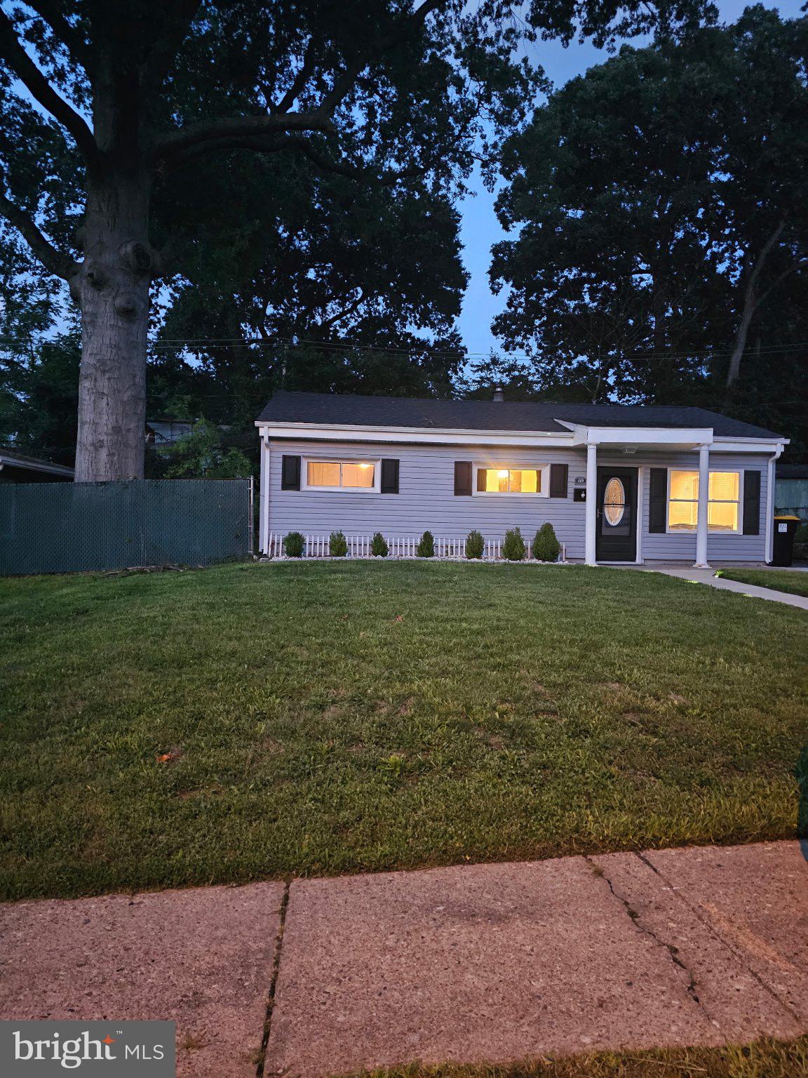419 Carver Dr, Wilmington, DE 19801