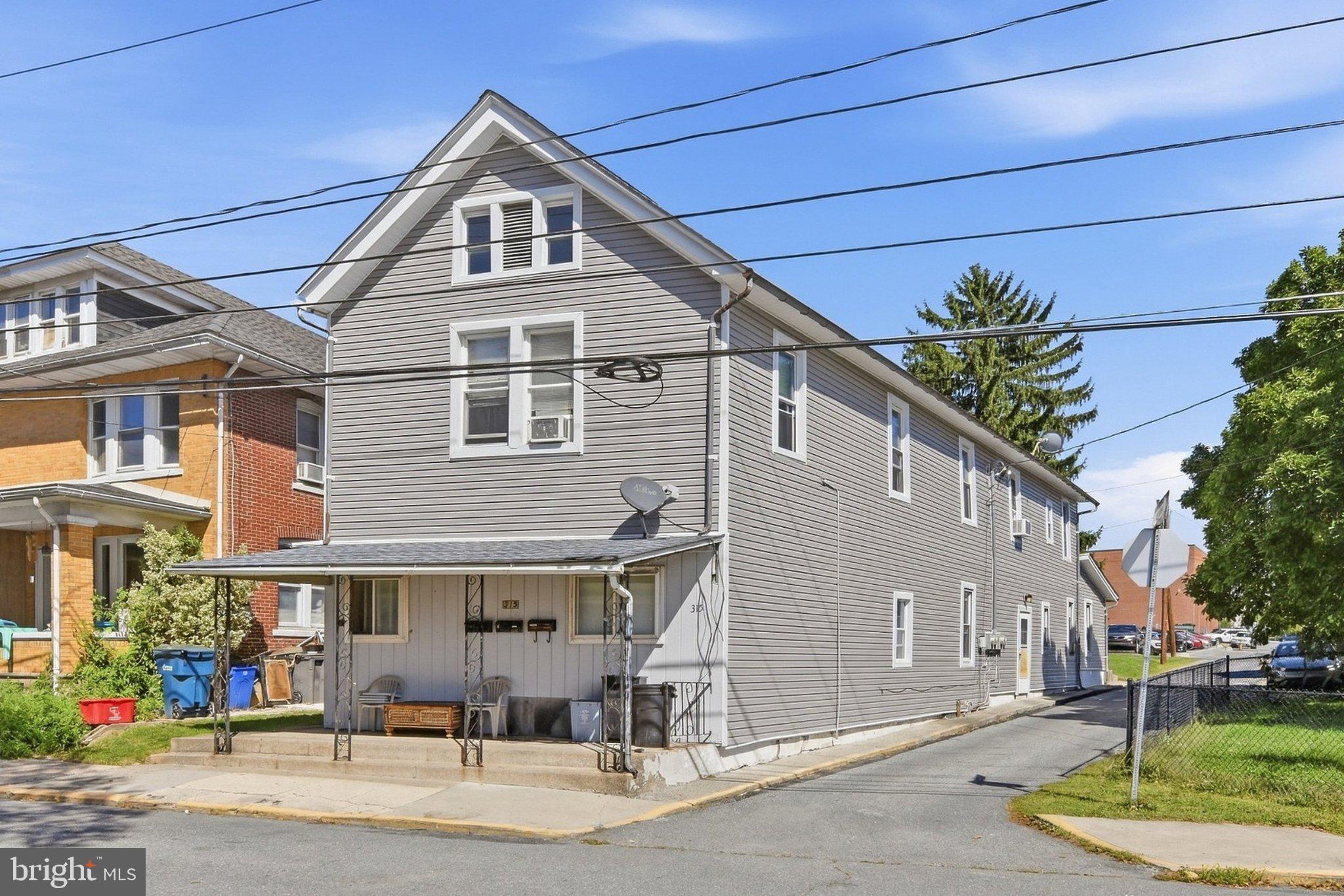 315 2nd St, Catasauqua, PA 18032