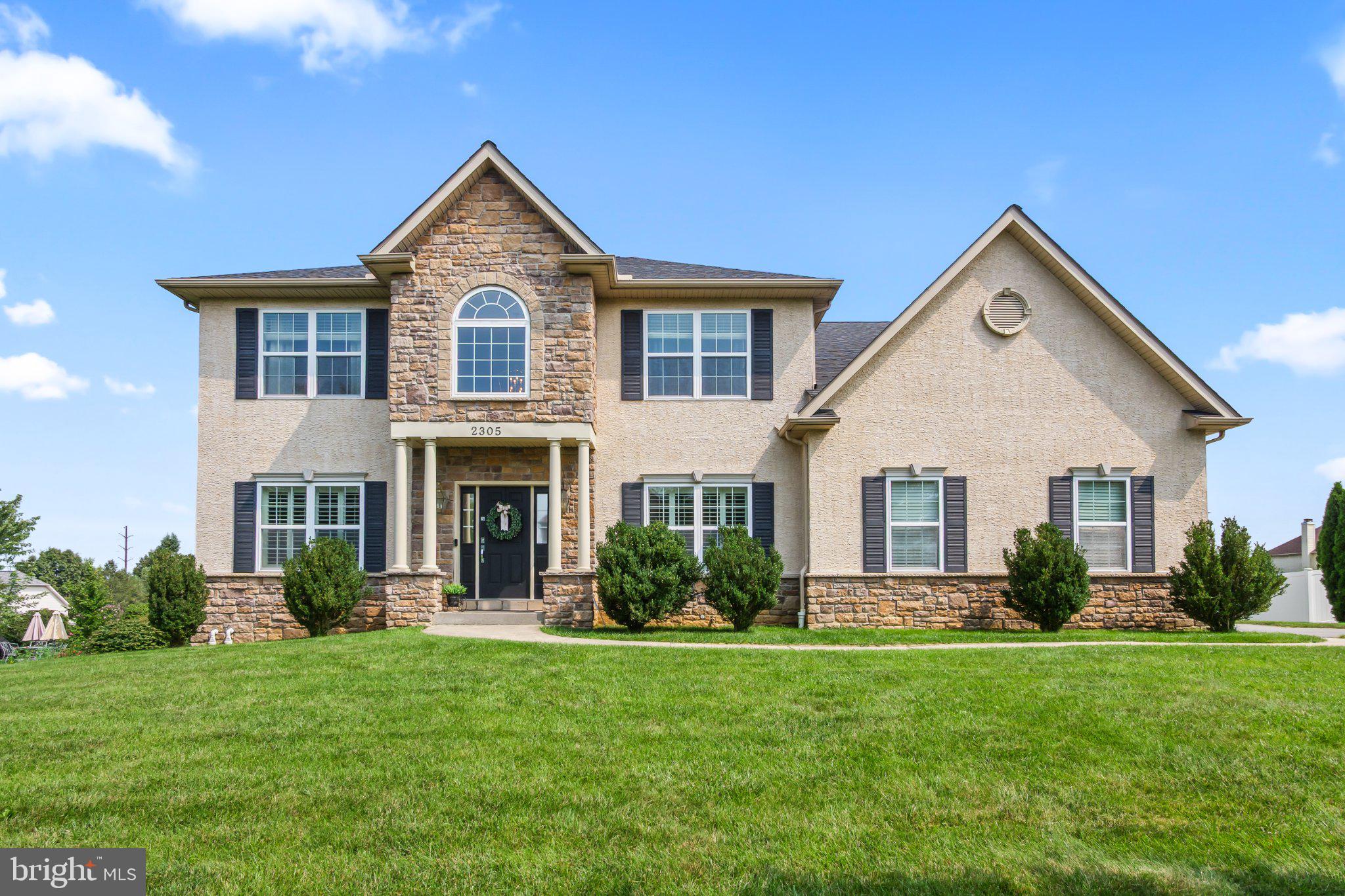 2305 Madeira Dr, Macungie, PA 18062