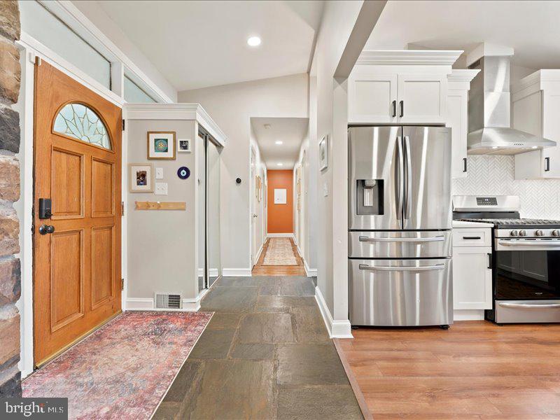 2311 Barren Hill Rd, Lafayette Hill, PA 19444 photo