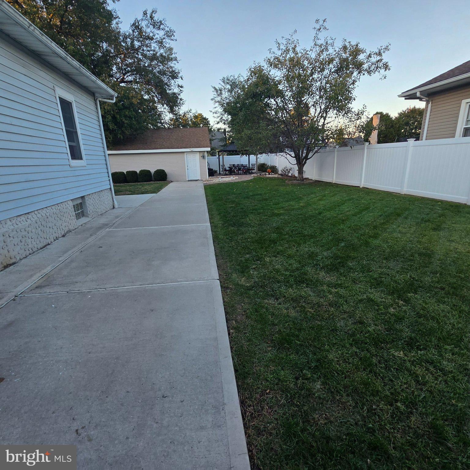 32 3rd Ave, Hamilton Township, NJ 08619 photo