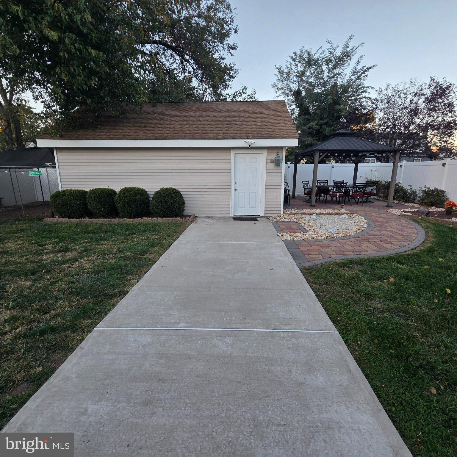 32 3rd Ave, Hamilton Township, NJ 08619 photo