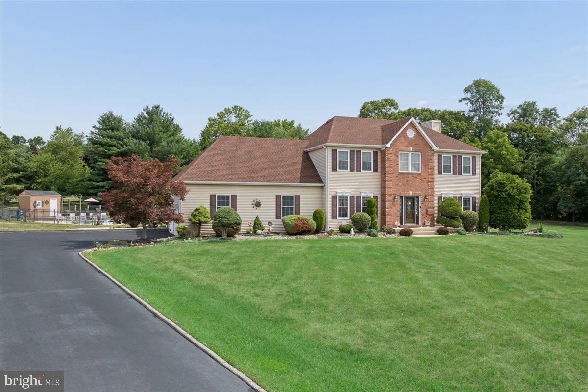 5 Hartnett Way, Millstone Twp, NJ 08510 photo
