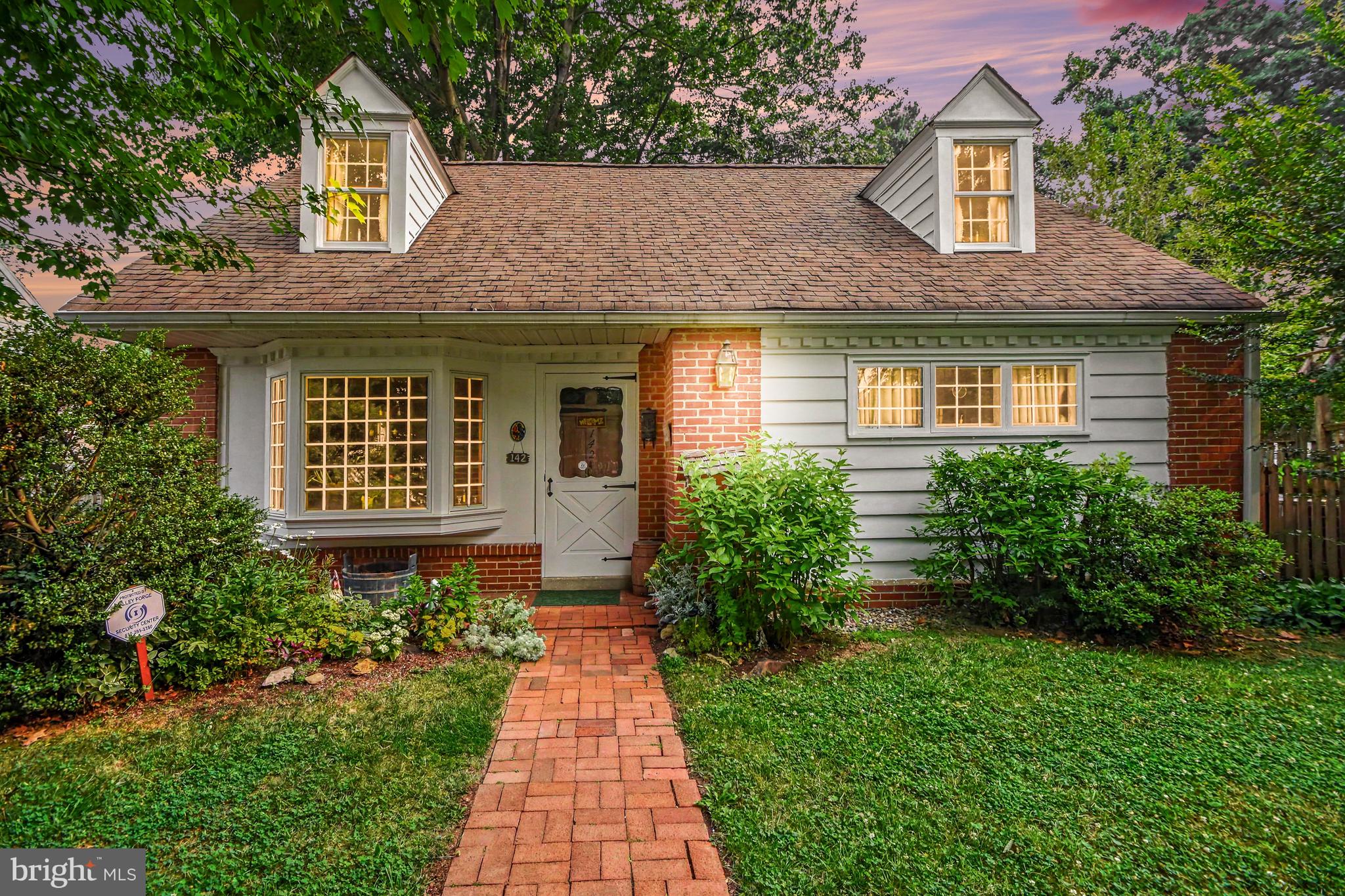 142 Oxford Cir, Eagleville, PA 19403